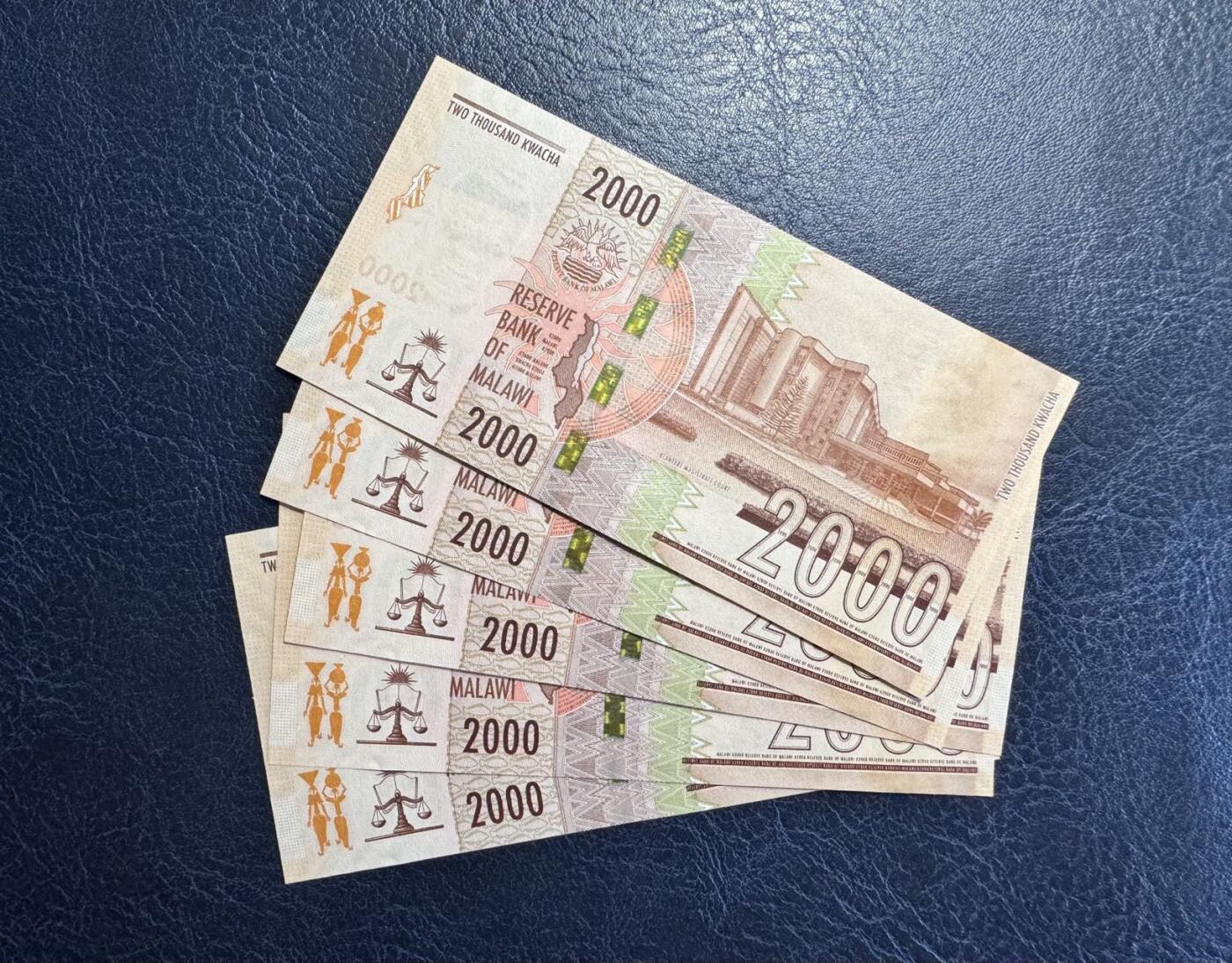 收藏联盟Quantum Auction 第363期拍卖  马拉维2022年2000克瓦查5张 品相全新UNC 布兰太尔地方法院