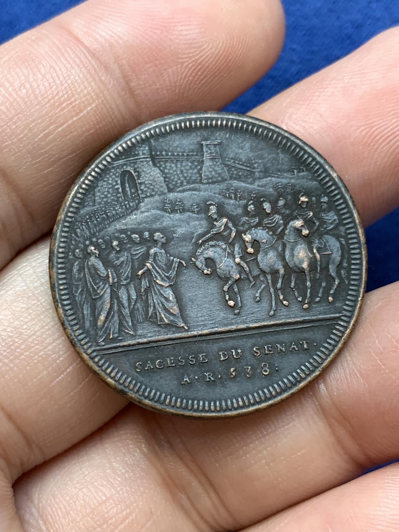 《竞宝斋》第291场- 周日，周一，周二 3场连拍 （全场包邮） 瑞士铸造的古罗马历史铜质纪念代币，铸造于1740-1750年间，记录卢修斯·埃米利乌斯·保卢斯的故事，11.97g，32.3mm