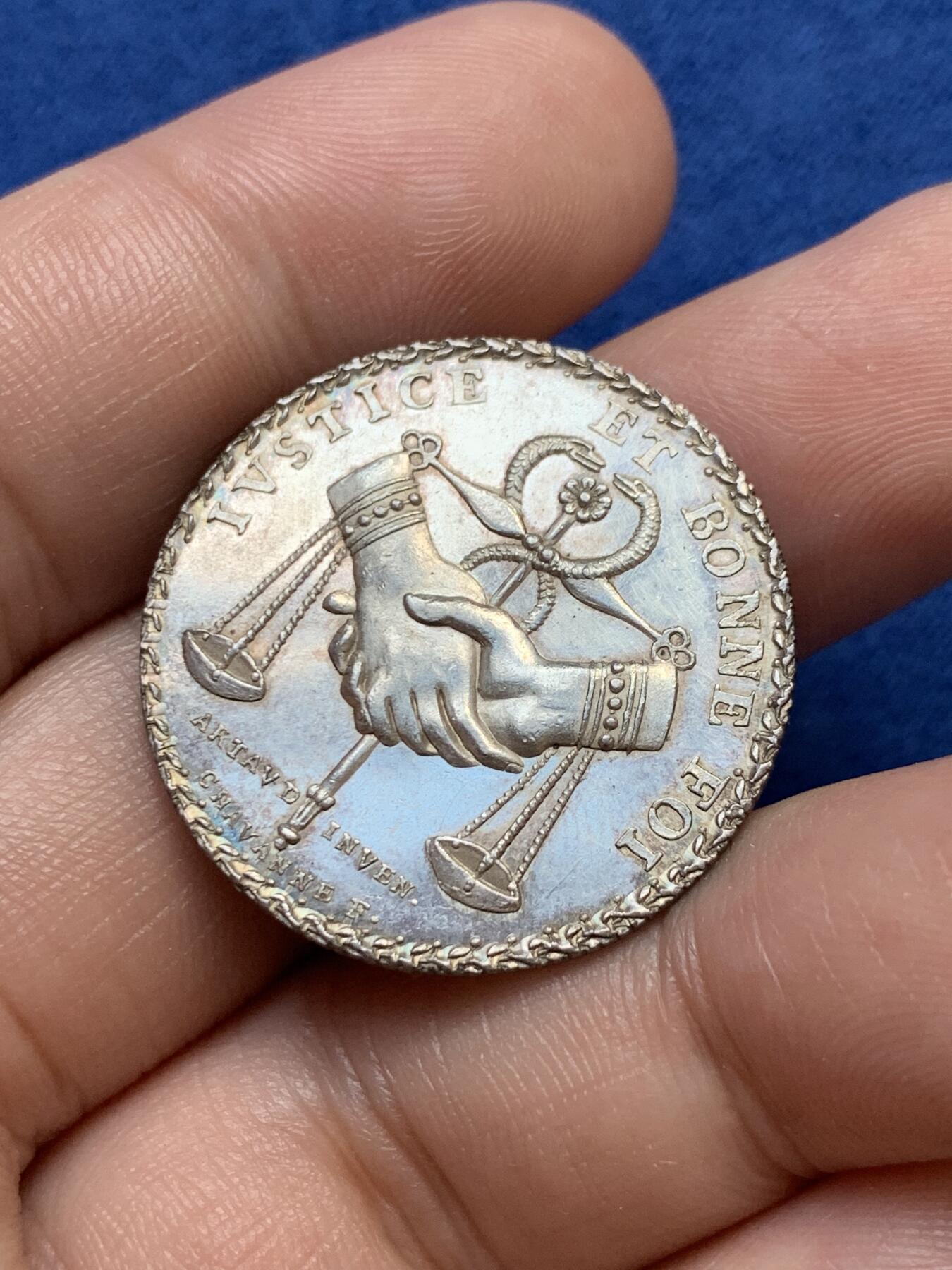 《竞宝斋》第291场- 周日，周一，周二 3场连拍 （全场包邮） 法国1809年里昂工业法庭银质代币，10.42g，29.2mm，早期无边铭