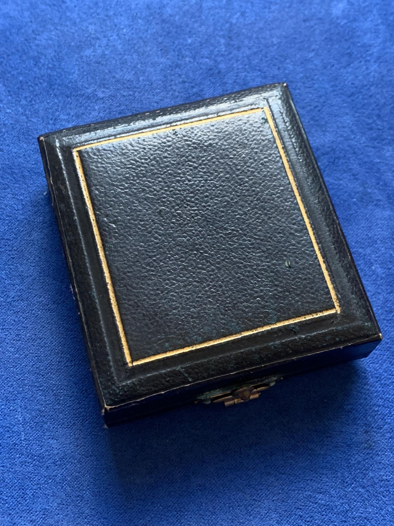 《竞宝斋》第291场- 周日，周一，周二 3场连拍 （全场包邮） 英国维多利亚女王登基50周年纪念铜章，22.21g，38.2mm