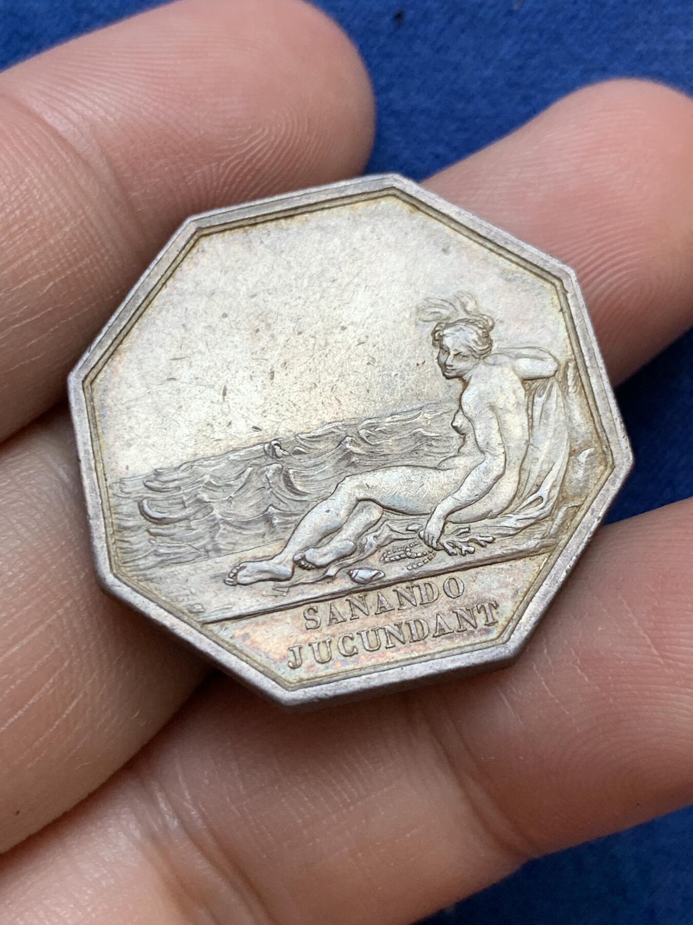 《竞宝斋》第291场- 周日，周一，周二 3场连拍 （全场包邮） 1826年法国迪耶普皇家法令匿名公司八角银jeton，（露天海水浴场由贝里公爵夫人玛丽·卡罗琳创办），原铸，30.4mm，12.8克，早期无边铭