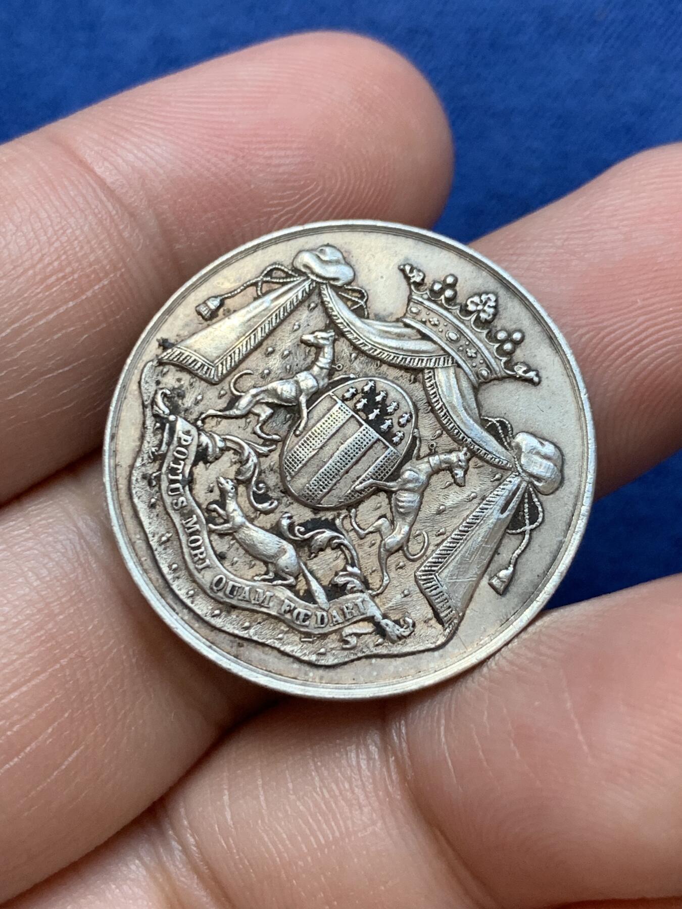 《竞宝斋》第291场- 周日，周一，周二 3场连拍 （全场包邮） 法国雷恩储蓄银行银质jeton，9.85g，27.8mm，丰饶角边铭