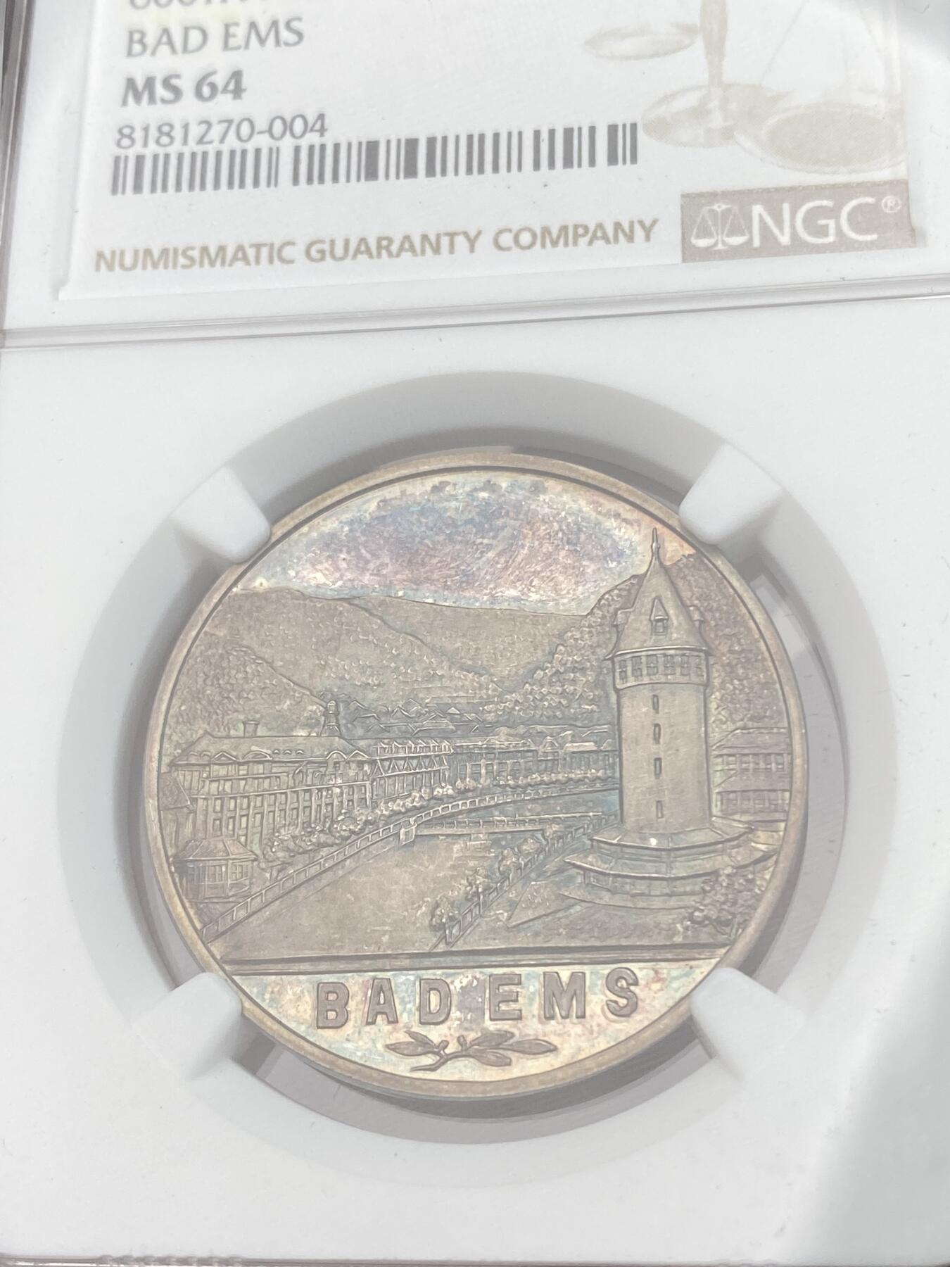 万国钱币拍卖第030期（万国三十期纪念大拍） NGC MS64 1925年德国巴特埃姆斯建城600周年纪念景观银章 超炫原盒七彩包浆 巴特埃姆斯城市盾徽