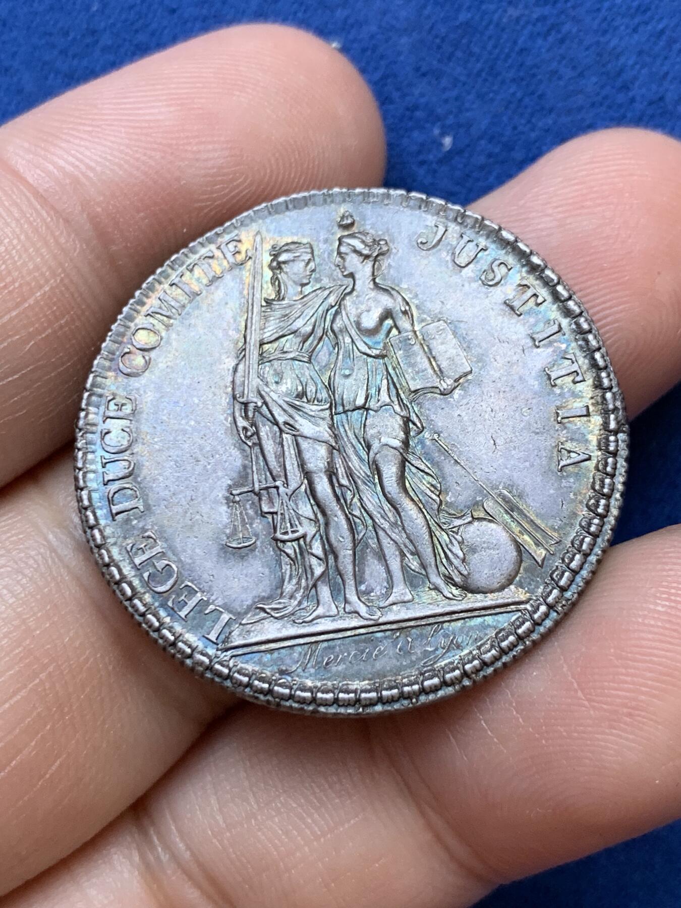 《竞宝斋》第291场- 周日，周一，周二 3场连拍 （全场包邮） 法国里昂律师银质代币，13.70g，32.5mm，早期无边铭