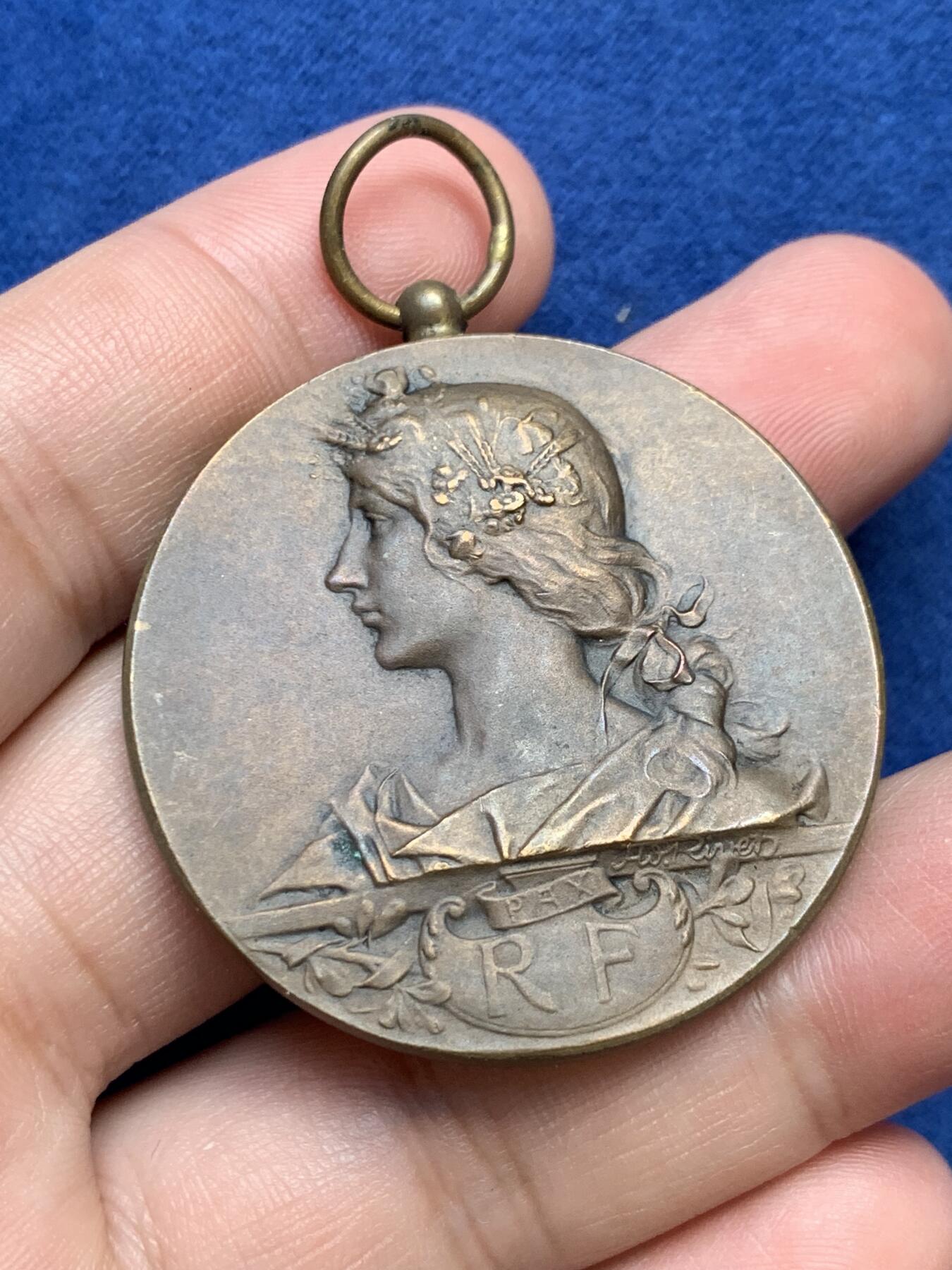 《竞宝斋》第291场- 周日，周一，周二 3场连拍 （全场包邮） 法国卢瓦尔河畔科纳区农业展铜章，36.5g，41.5mm，丰饶角+铜标边铭