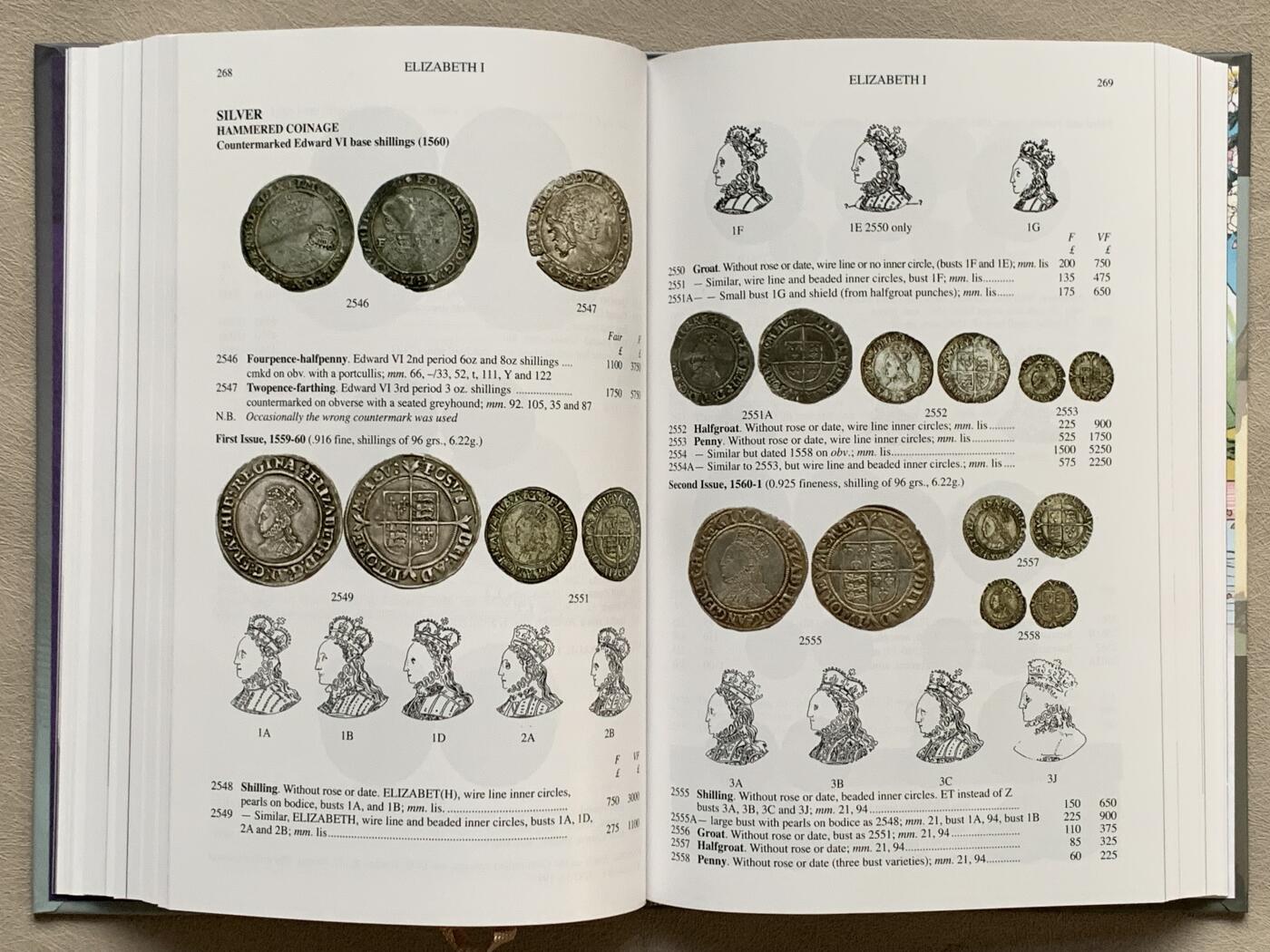 《竞宝斋》第290场- 周日，周一，周二 3场连拍 （全场包邮） 2023版斯宾克英国钱币标准目录，评级公司的目录编号来源之一，收录从公元前150年-1971年间的英国钱币