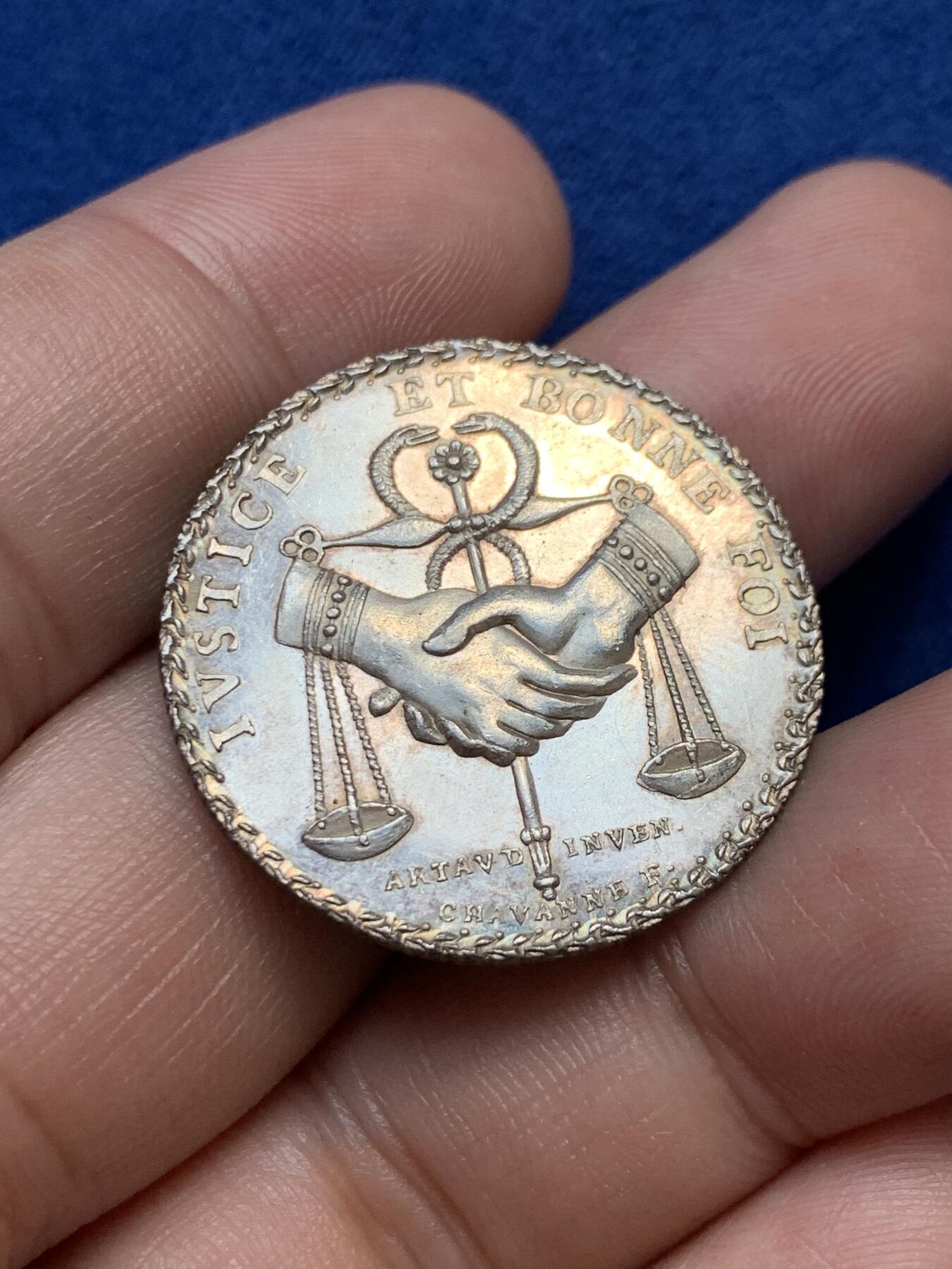 《竞宝斋》第291场- 周日，周一，周二 3场连拍 （全场包邮） 法国1809年里昂工业法庭银质代币，10.42g，29.2mm，早期无边铭