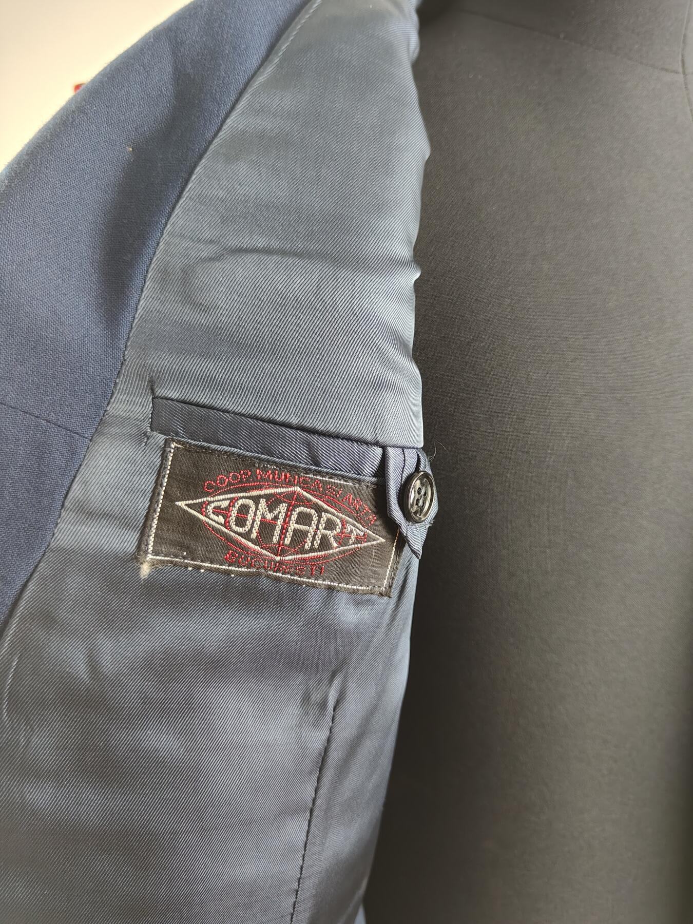 全场0元起拍 第177期 咸鱼国勋章拍卖专场 7月28日（周日）下午6：00开始 罗马尼亚 齐奥塞斯库时期 陆军大将礼服 腰围102 肩宽44 衣长76 袖长62 亚腰围90 裤长95