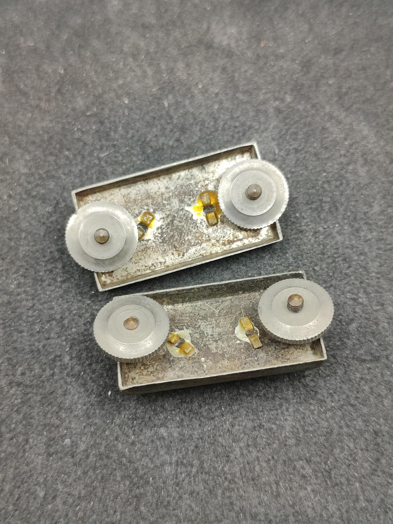 全场0元起拍 第177期 咸鱼国勋章拍卖专场 7月28日（周日）下午6：00开始 日本警察领章一对