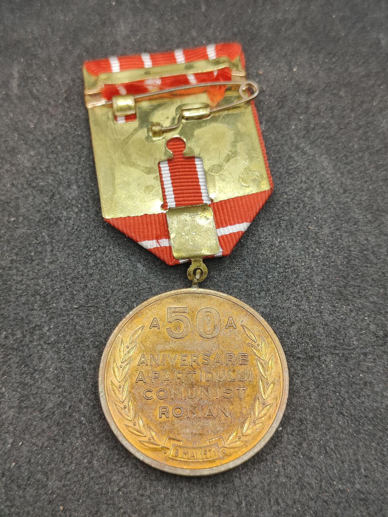 全场0元起拍 第177期 咸鱼国勋章拍卖专场 7月28日（周日）下午6：00开始 罗马尼亚共产党50周年奖章