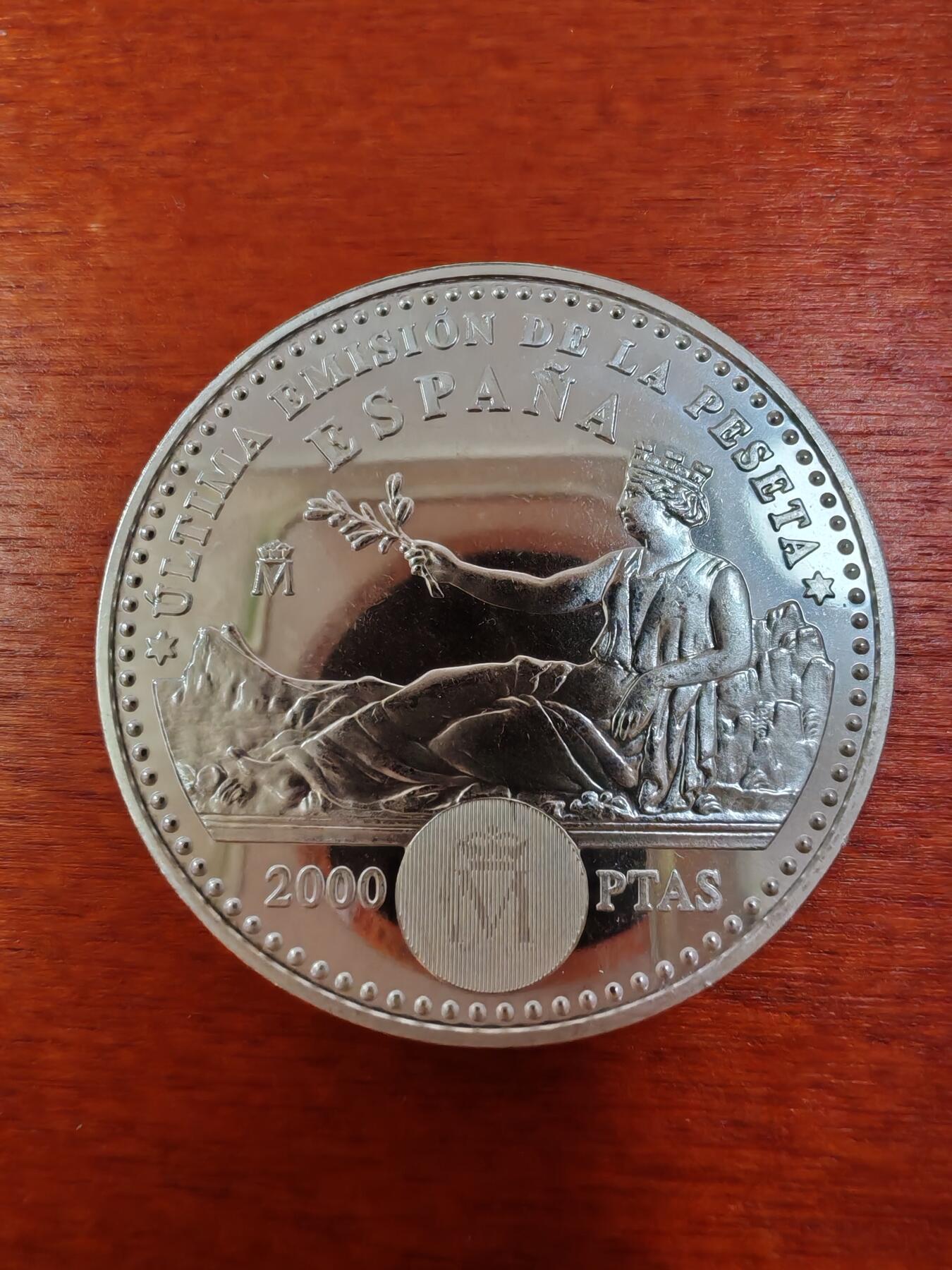 长老汇龙年精选第十一场拍卖（币中币） 2001西班牙经典货币复刻之拿花2000比塞塔精制银币