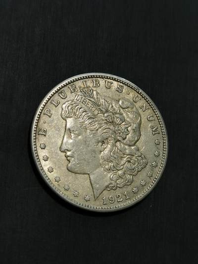 臻藏泉阁国内外钱币 - 美国摩根一美元银币