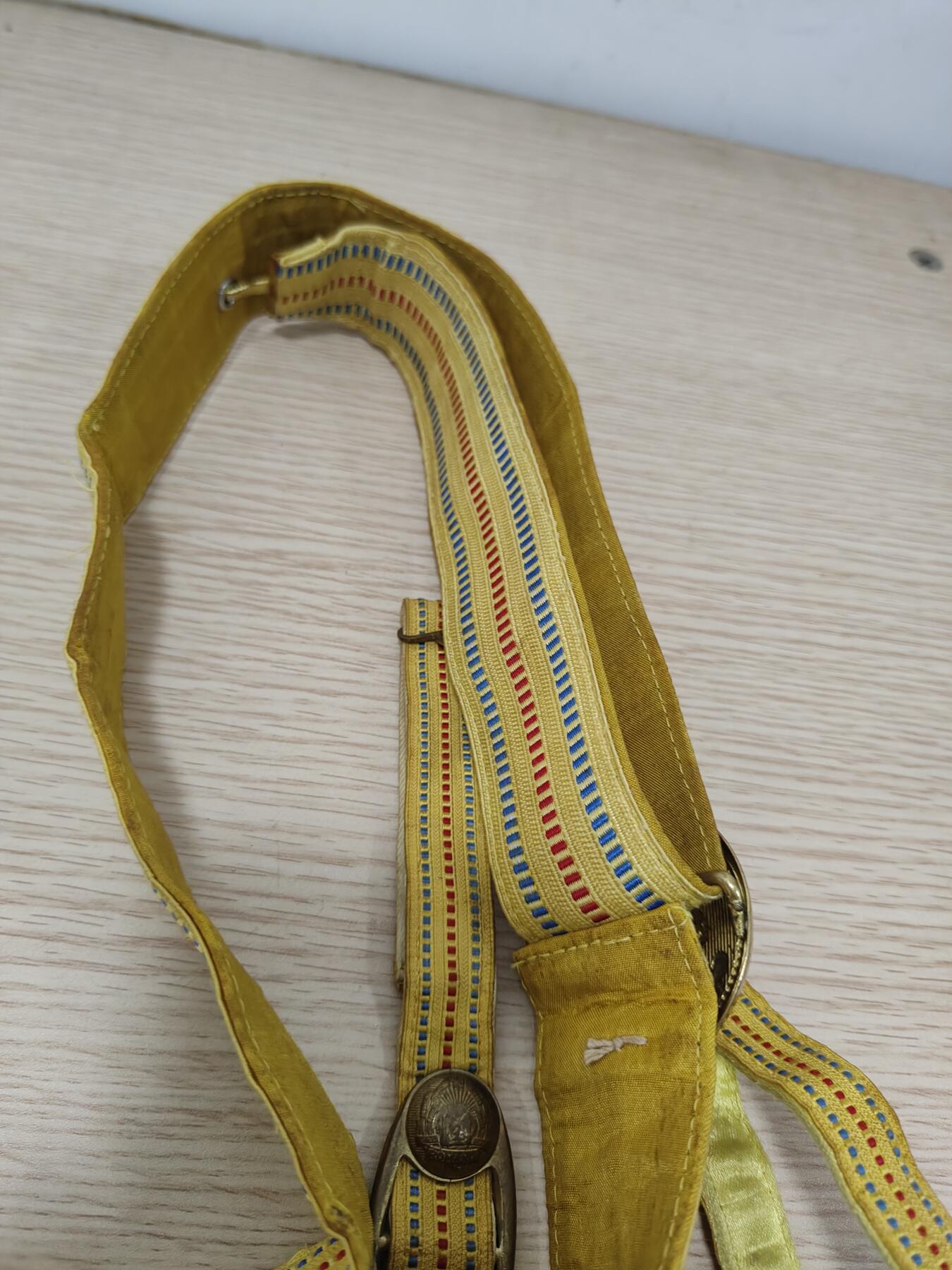 全场0元起拍 第177期 咸鱼国勋章拍卖专场 7月28日（周日）下午6：00开始 罗马尼亚将官礼服腰带 长度可调节最长115CM 带剑挂 