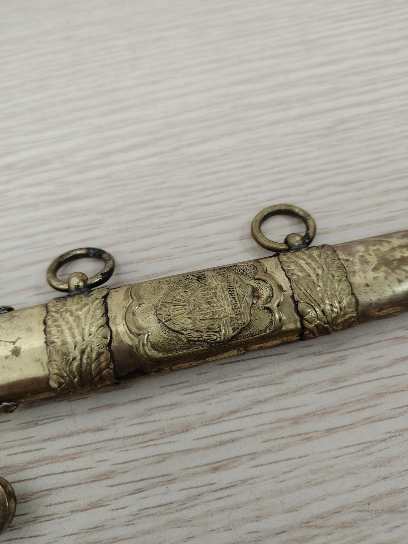 全场0元起拍 第177期 咸鱼国勋章拍卖专场 7月28日（周日）下午6：00开始 原品 罗马尼亚将官礼服配刃 安全未开刃工艺品