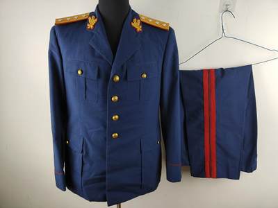 全场0元起拍 第177期 咸鱼国勋章拍卖专场 7月28日（周日）下午6：00开始 - 罗马尼亚 齐奥塞斯库时期 陆军大将礼服 腰围102 肩宽44 衣长76 袖长62 亚腰围90 裤长95