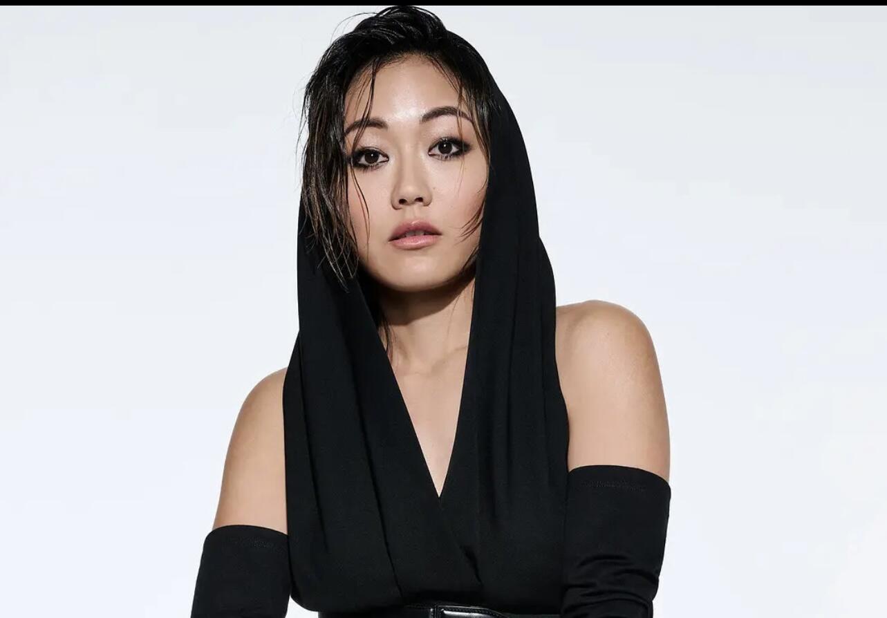 零元拍：《自杀小队》主创亲笔签名美版任务卡，伦敦首映礼所得。10位主要演员亲笔签名