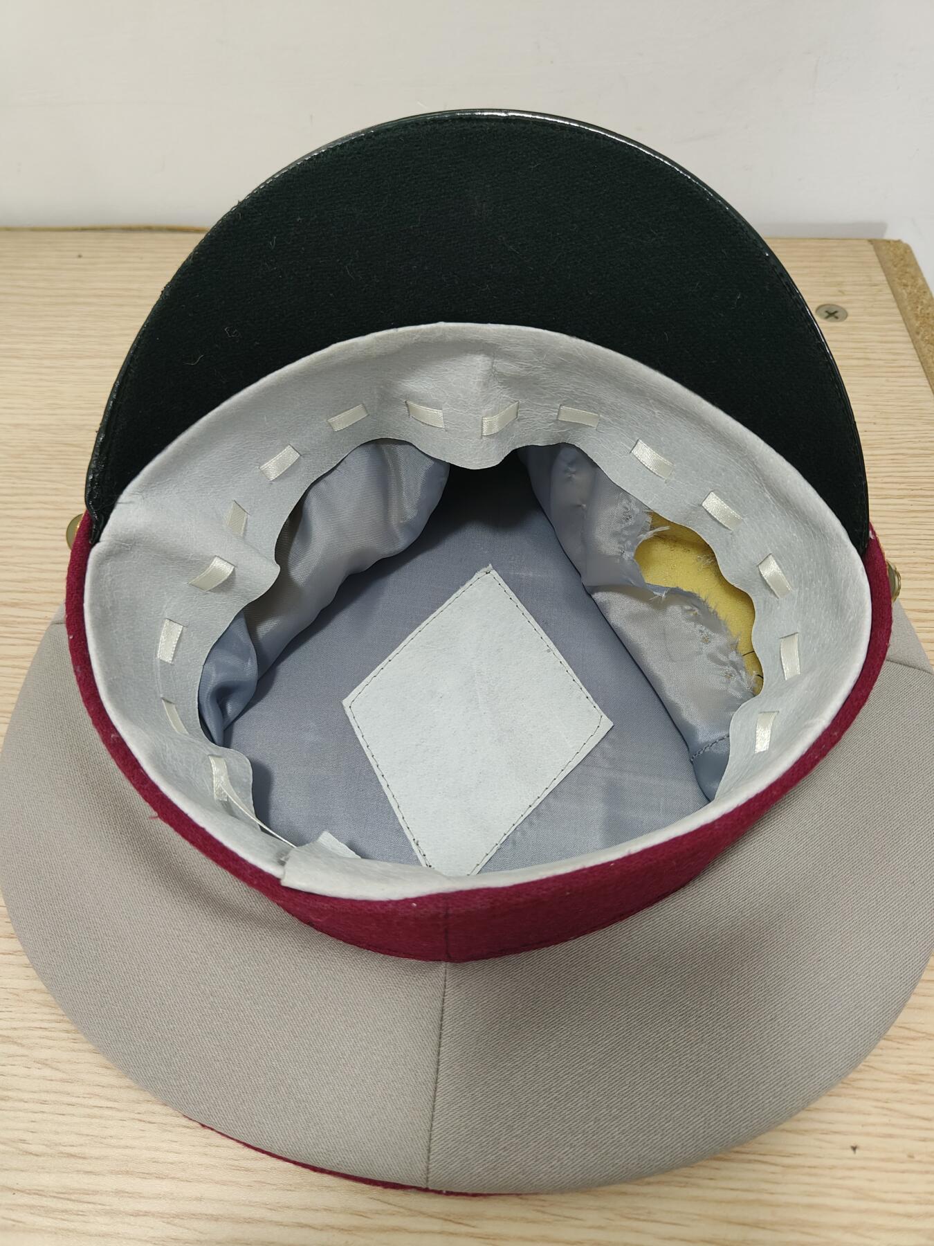 全场0元起拍 第177期 咸鱼国勋章拍卖专场 7月28日（周日）下午6：00开始 乌克兰 94灰色礼服将官大檐帽 57CM