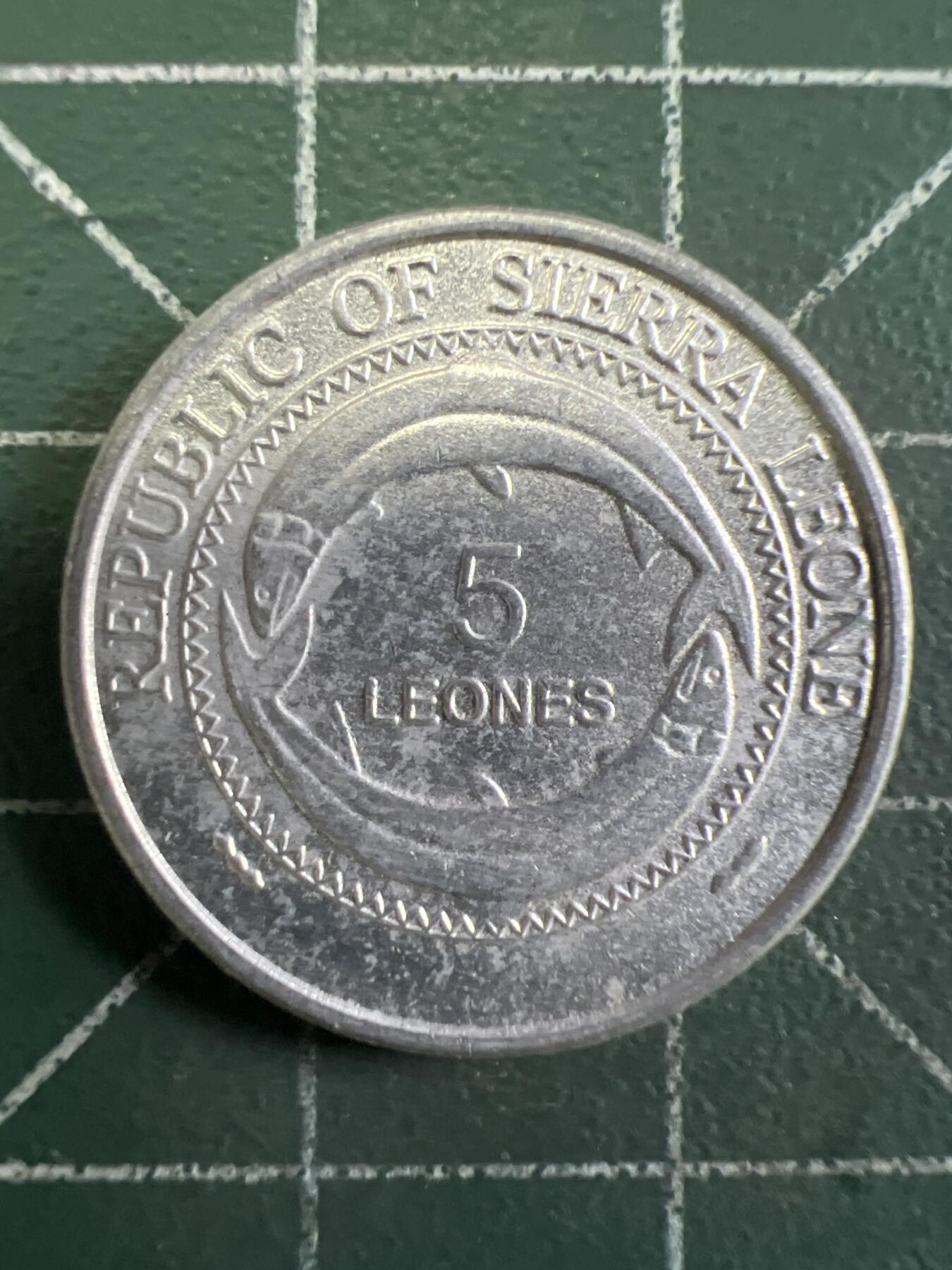 第663期 硬币专场 （无押金，捡漏，全场50包邮，偏远地区除外，接收代拍业务，本店十天发一次货） 塞拉利昂5利昂