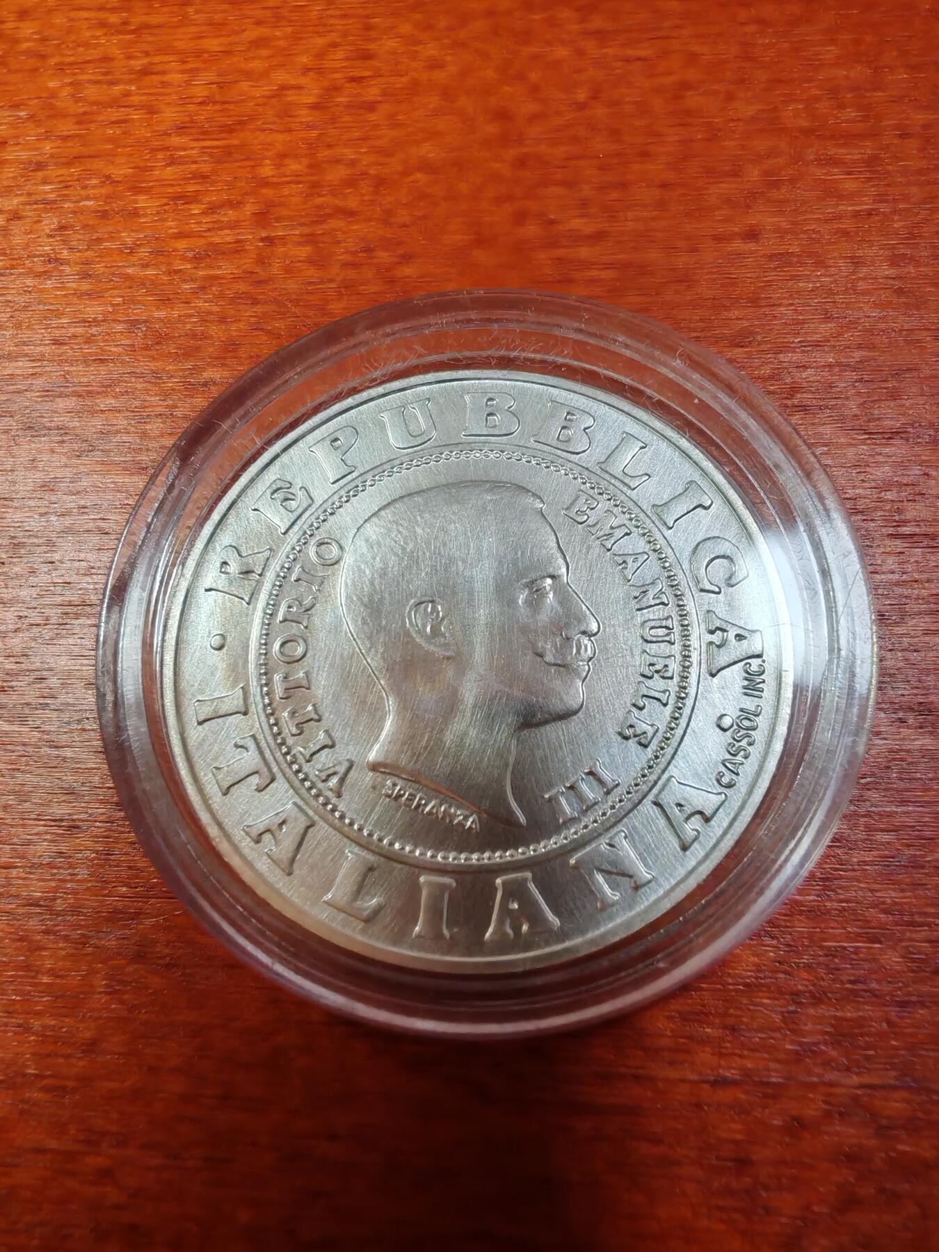 长老汇龙年精选第十一场拍卖（币中币） 1999意大利里拉的历史之1901年1里拉银币，币中币