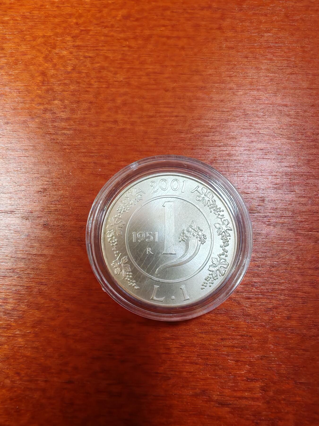 长老汇龙年精选第十一场拍卖（币中币） 2001意大利里拉的历史之1951年1里拉银币，币中币（1）