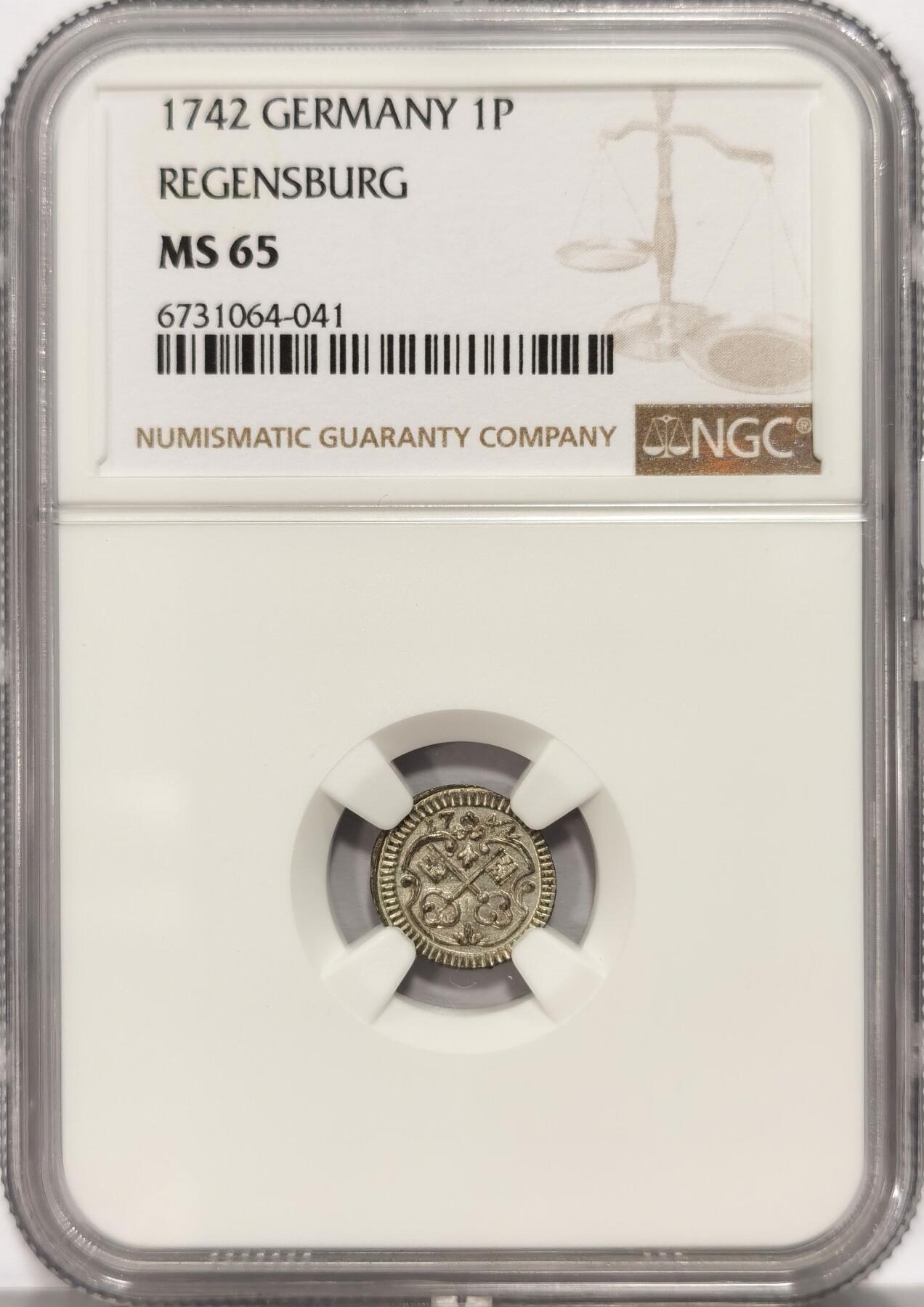 博洋堂“夏光旖旎”7月精品专场暨第085期（全场包邮） NGC MS65 冠军分！德国雷根斯堡1742年双钥匙1芬尼小银币