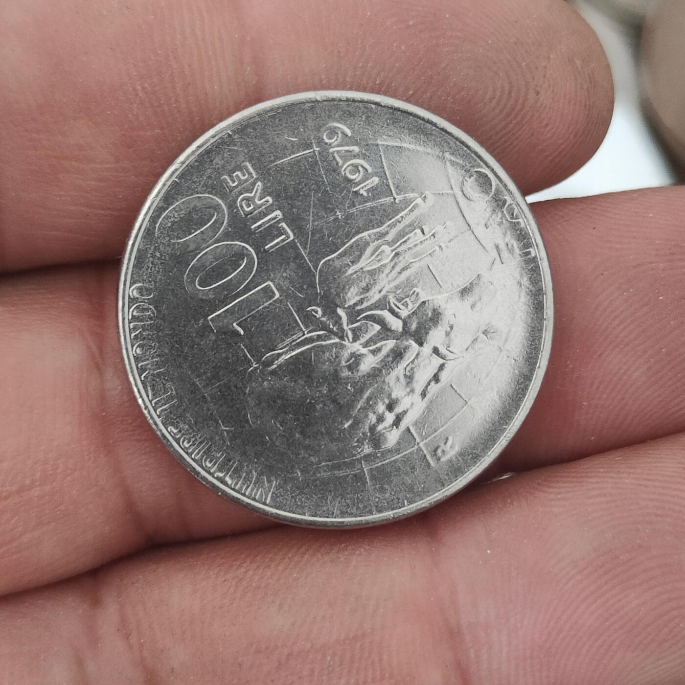 英雄古币捡漏专场第一期无押金可累计捡漏，全场50包邮，偏远地区除外。 意大利100里拉。