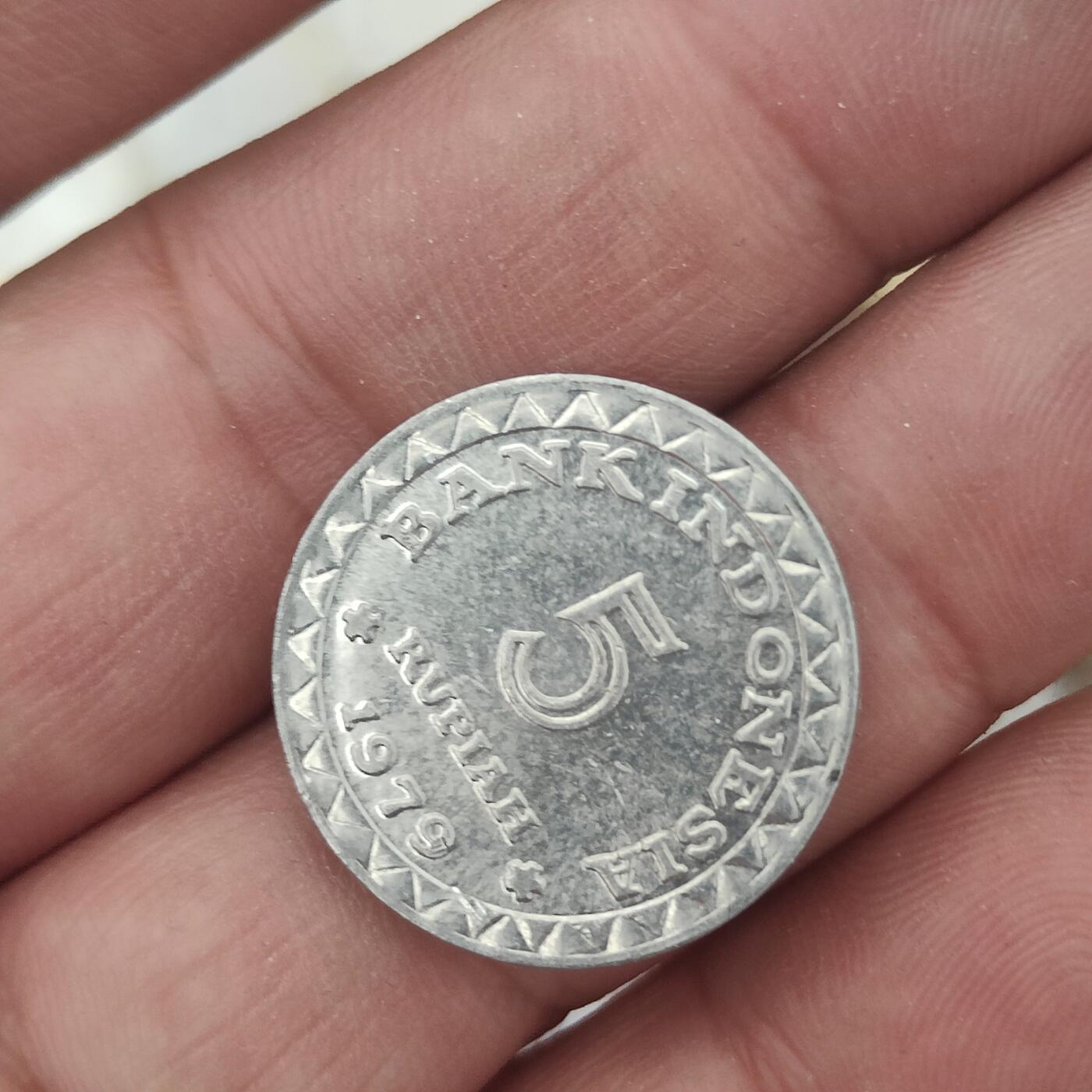 英雄古币捡漏专场第一期无押金可累计捡漏，全场50包邮，偏远地区除外。 印尼