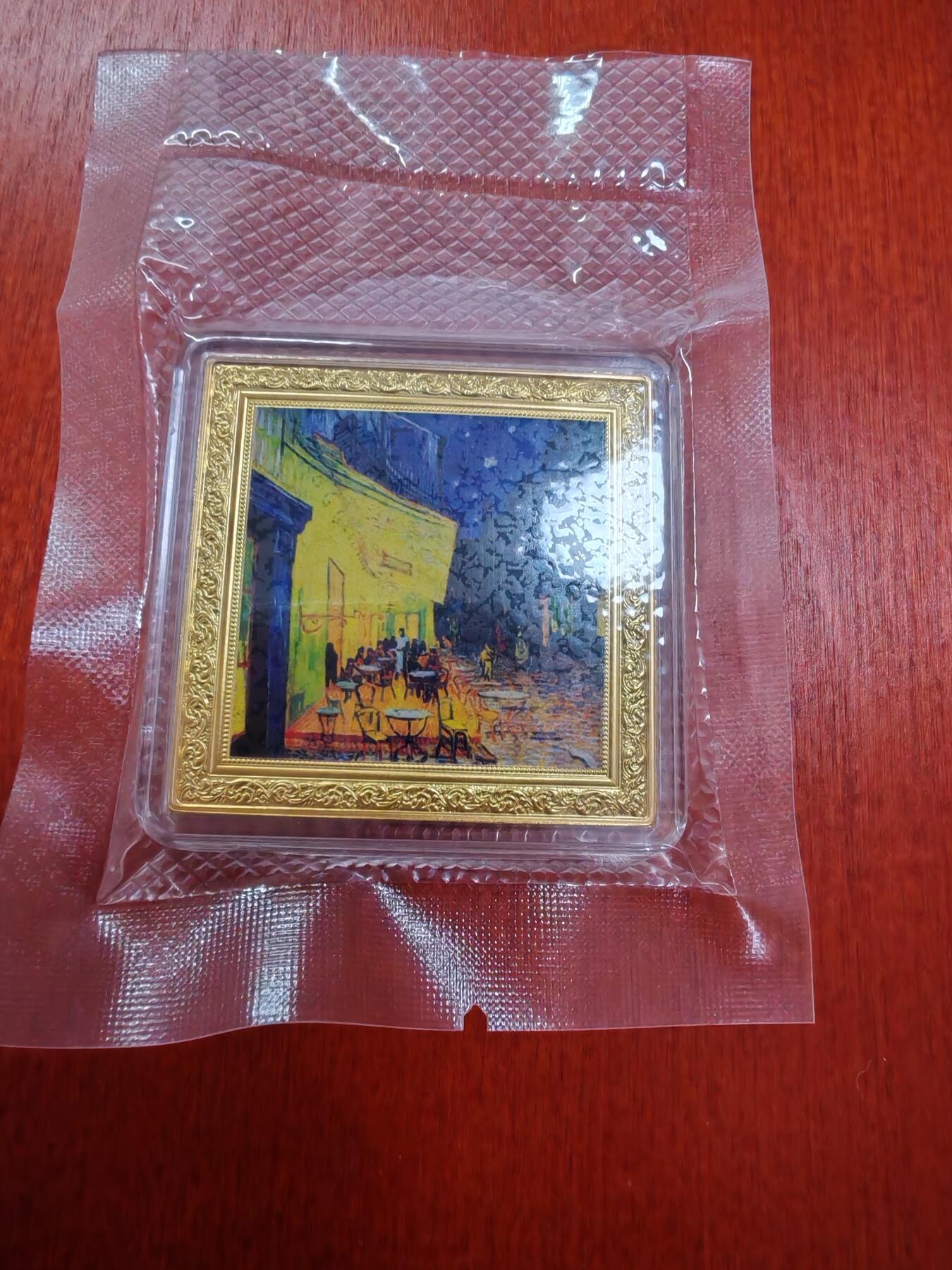 长老汇龙年精选第十二场拍卖（满分进行曲） 2021纽埃世界名画系列之夜空下的咖啡馆1盎司1元彩色精制银币，盒证全，发行价650元