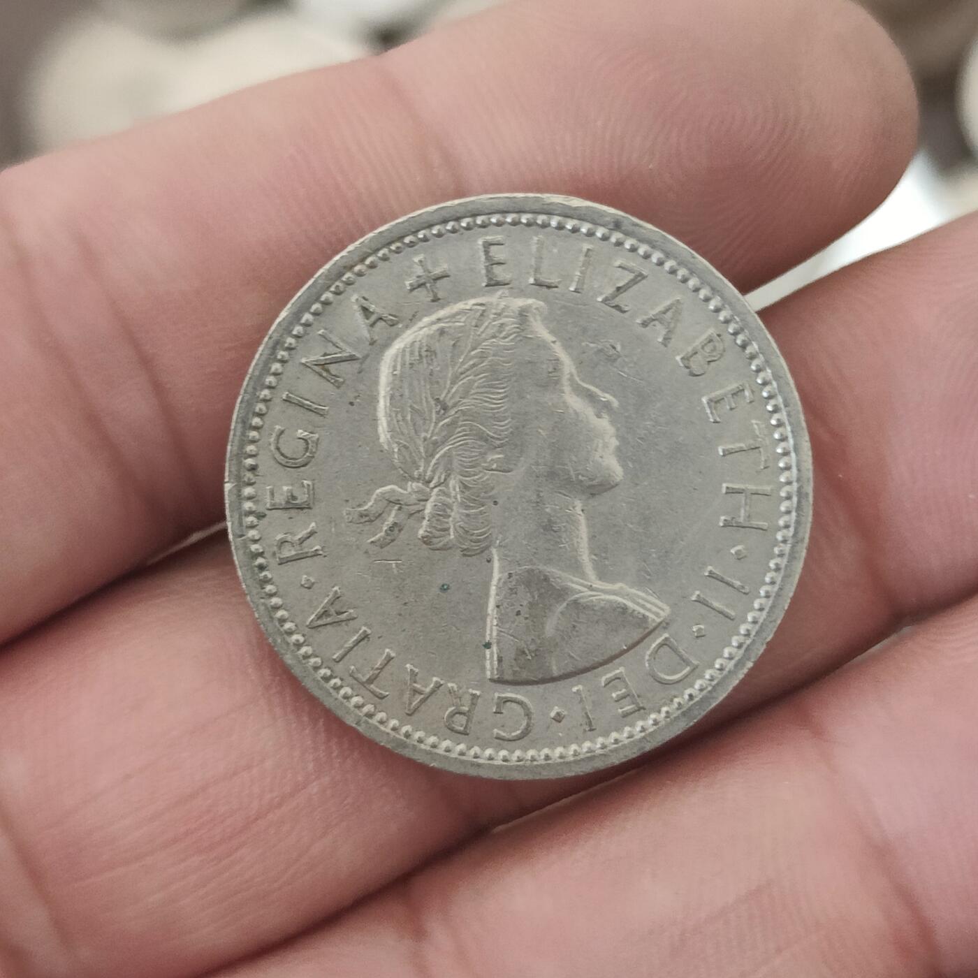 英雄古币捡漏专场第一期无押金可累计捡漏，全场50包邮，偏远地区除外。 英国二先例。