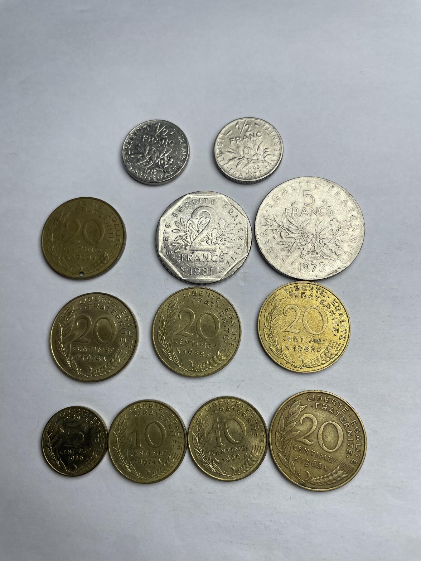 每日一拍，2024年集古藏今外币拍卖第十一期-第9场—（总第109拍），新一期拍卖开始了 法国各面值12枚