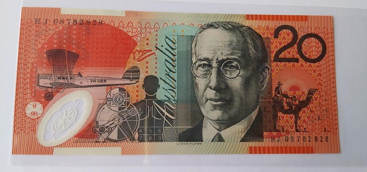 天和轩精品钱币第39场 全新UNC 澳大利亚20塑料钞 靓号82828