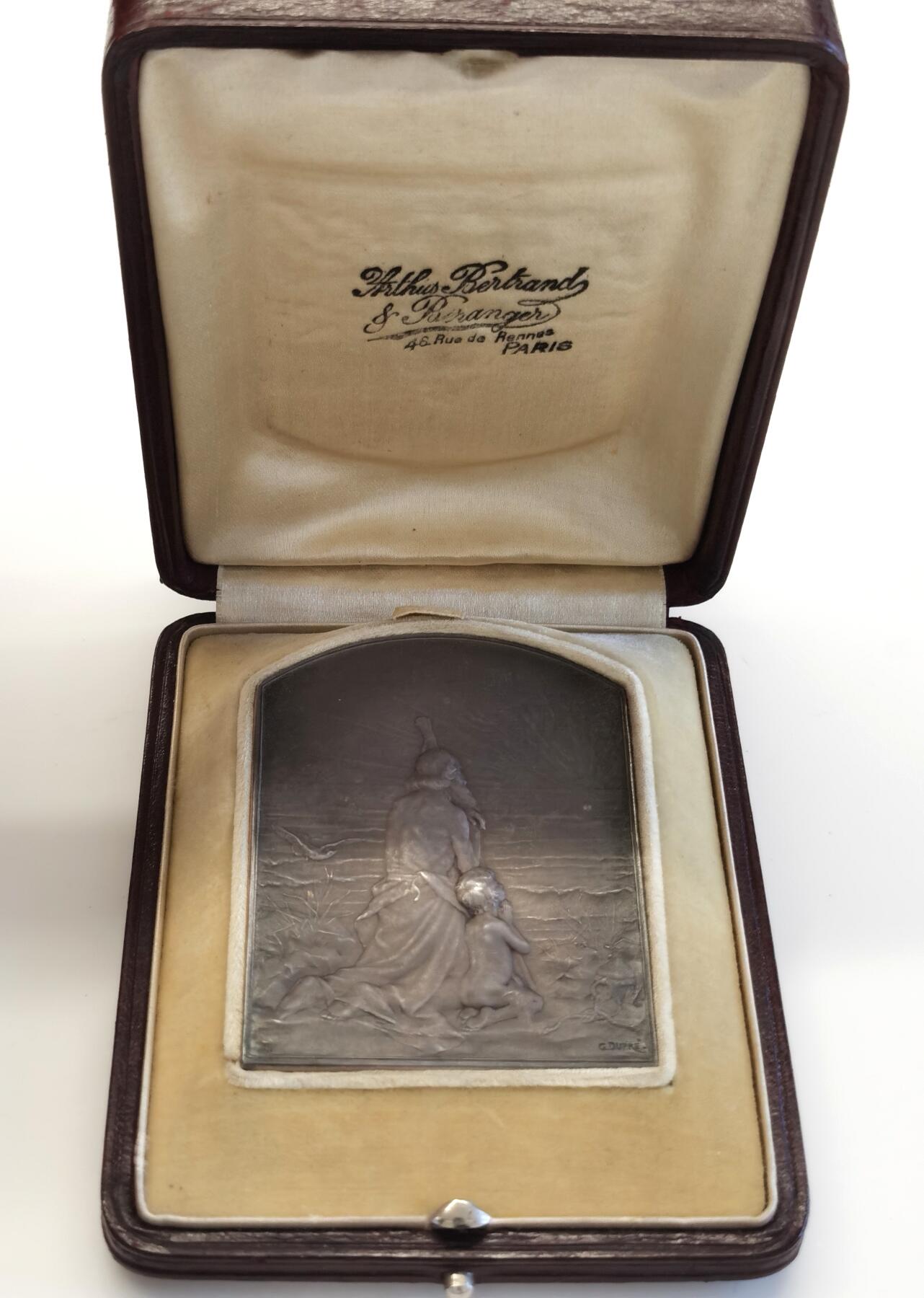 博洋堂“夏光旖旎”7月精品专场暨第085期（全场包邮） 1900年法国致敬太阳银章（原盒），Georges Dupre作品，64*51mm，70.8g，边铭丰饶角+ARGENT