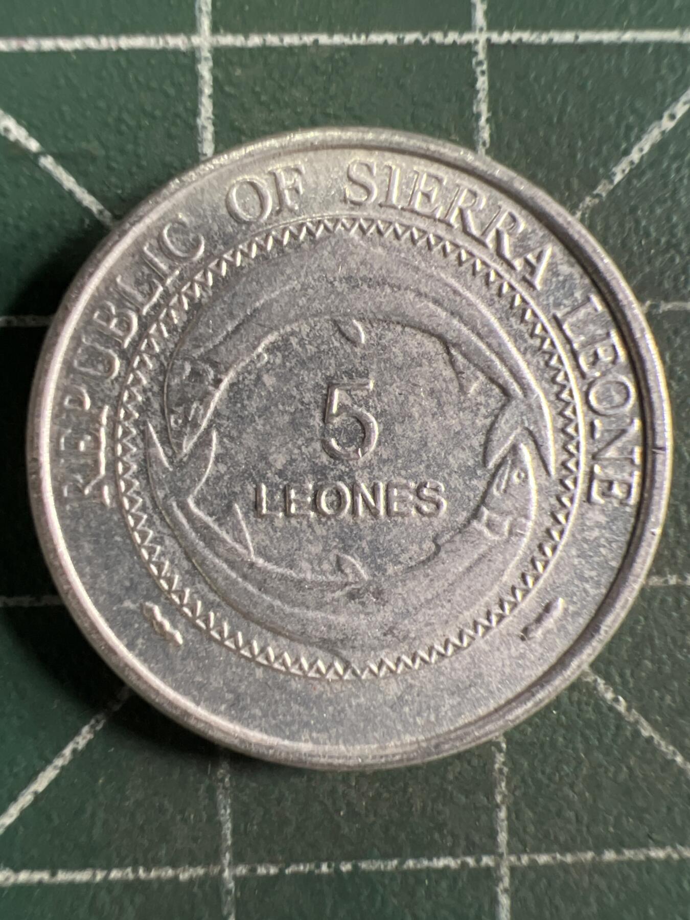 第664期 硬币专场 （无押金，捡漏，全场50包邮，偏远地区除外，接收代拍业务，本店十天发一次货） 塞拉利昂5利昂