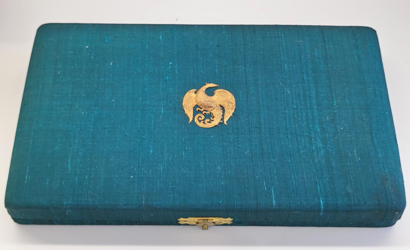 博洋堂“夏光旖旎”7月精品专场暨第085期（全场包邮） 泰国拉玛九世皇家造币厂绿色礼盒32枚未流通硬币，含两枚银币，原包装，甚至还有原装擦银布，非常难得！