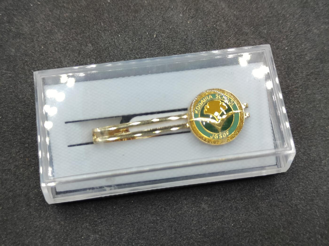 全场0元起拍 第178期 咸鱼国勋章拍卖专场 7月31日（周三）下午6：00开始 日本落成纪念领带夹