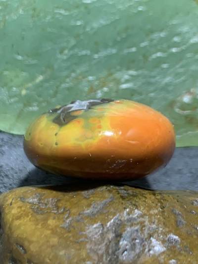 精美亚光战国红玛瑙手工俏色巧雕石破惊天灵猴吊坠一个， 精美亚光战国红玛瑙手工俏色巧雕石破惊天灵猴吊坠一个，