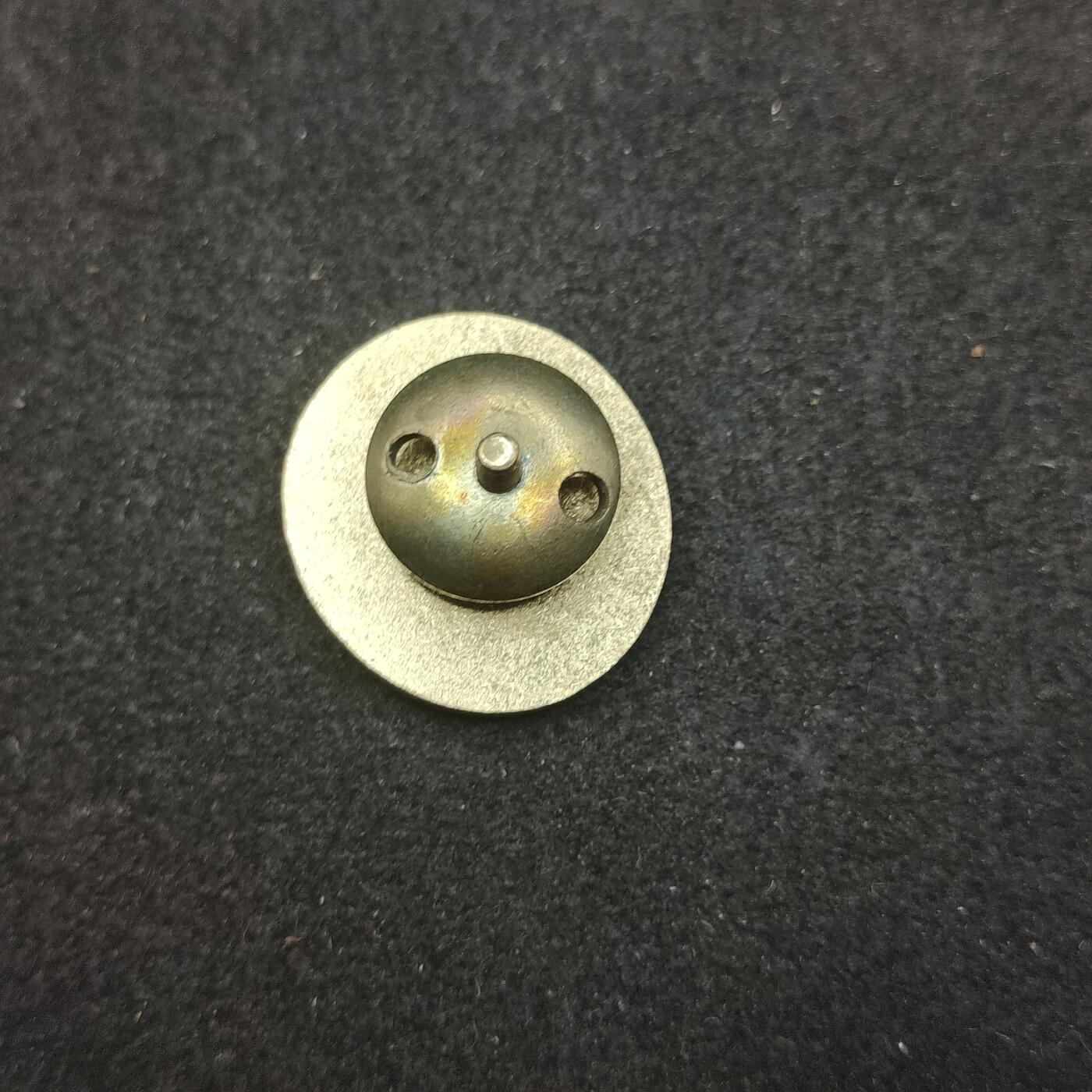 全场0元起拍 第178期 咸鱼国勋章拍卖专场 7月31日（周三）下午6：00开始 东德海上运动国防准备珐琅证章