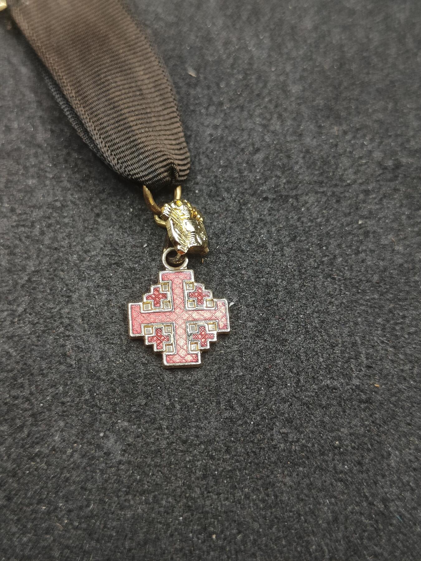 全场0元起拍 第178期 咸鱼国勋章拍卖专场 7月31日（周三）下午6：00开始 梵蒂冈教皇国聖墓骑士团勋章迷你章