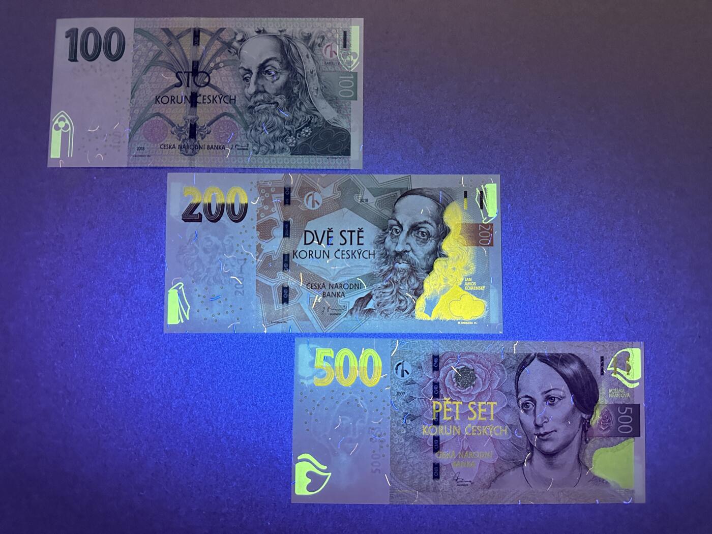 《张总收藏》160期-外币精品百拍周日场 捷克100、200、500克朗3张 UNC