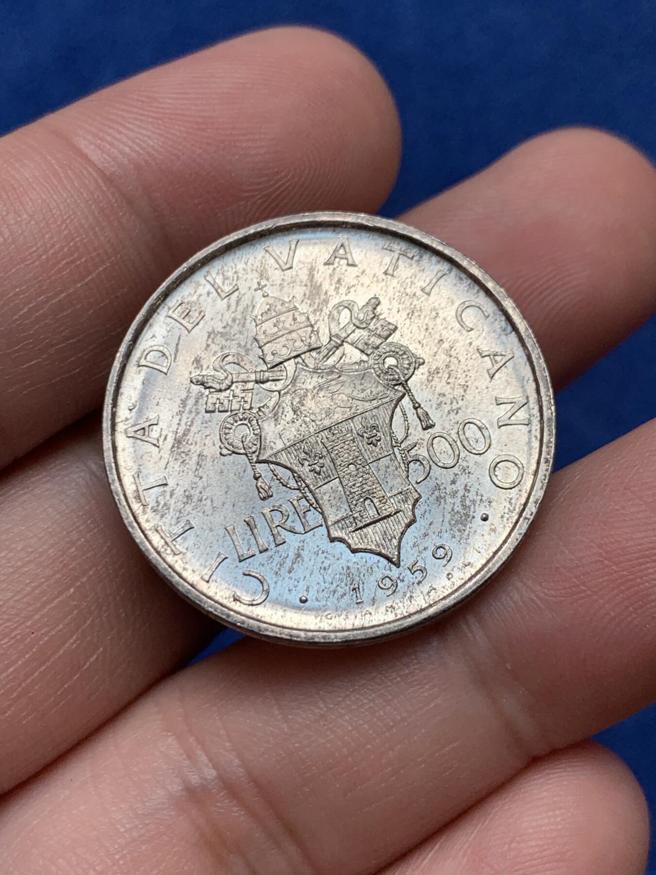 《竞宝斋》第292场- 周日，周一  2场连拍 （全场包邮） 梵蒂冈 1959年 500里拉 银币 原味车轮光 稀缺品种 发行量仅有三万枚