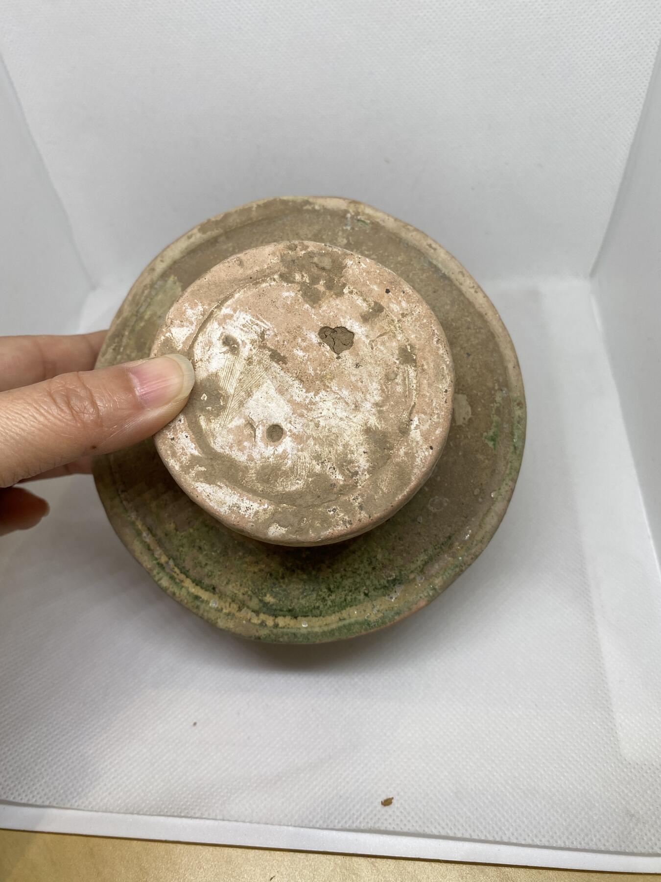 老陶绿釉磨盘，高10厘米，品相如图，350包快递