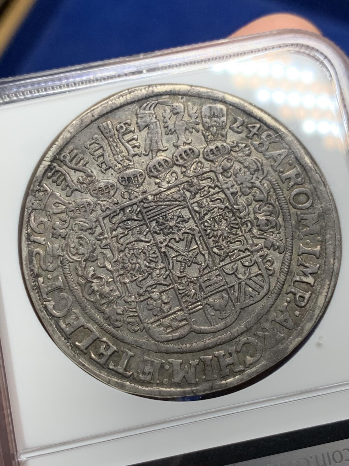 《竞宝斋》第292场- 周日，周一  2场连拍 （全场包邮） NGC AU58 季军分 德国 萨克森 1624年 持剑武士泰勒大银币 原味欧陆包浆，深打好状态，实为不易。好状态老泰勒稀少，仅有2枚更高分