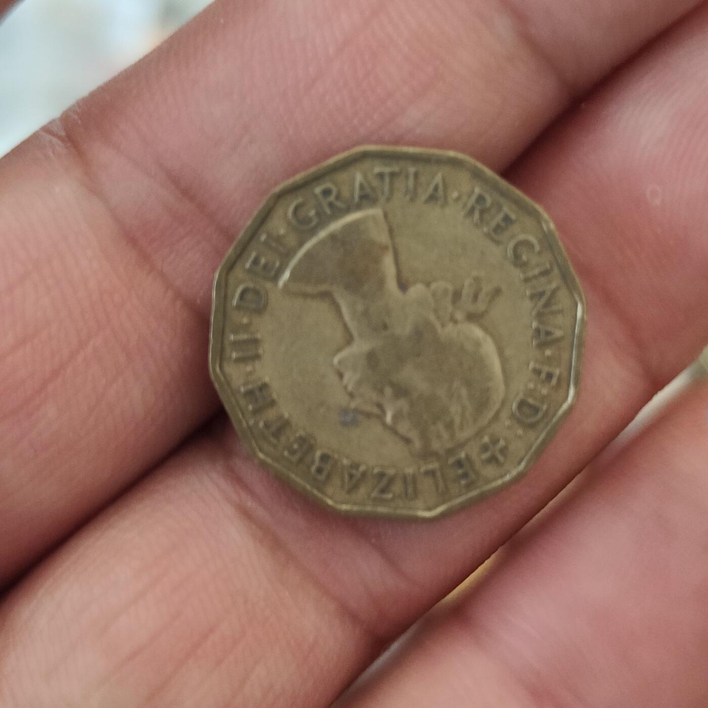 英雄古币捡漏专场第一期无押金可累计捡漏，全场50包邮，偏远地区除外。 英国