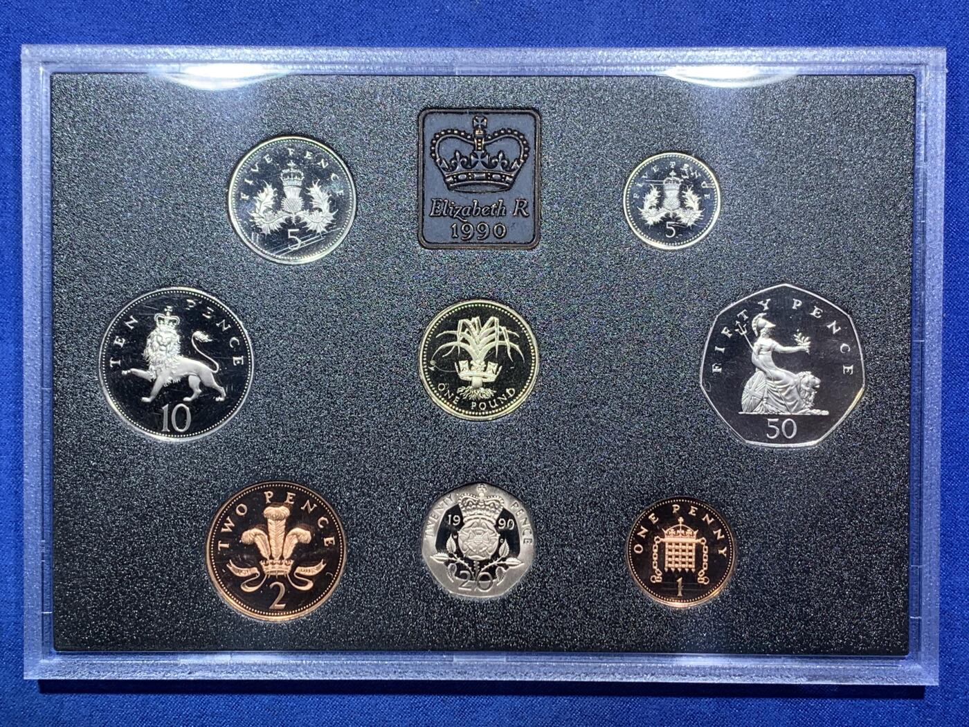 《竞宝斋》第292场- 周日，周一  2场连拍 （全场包邮） 英国1990年硬币8枚套装精制版