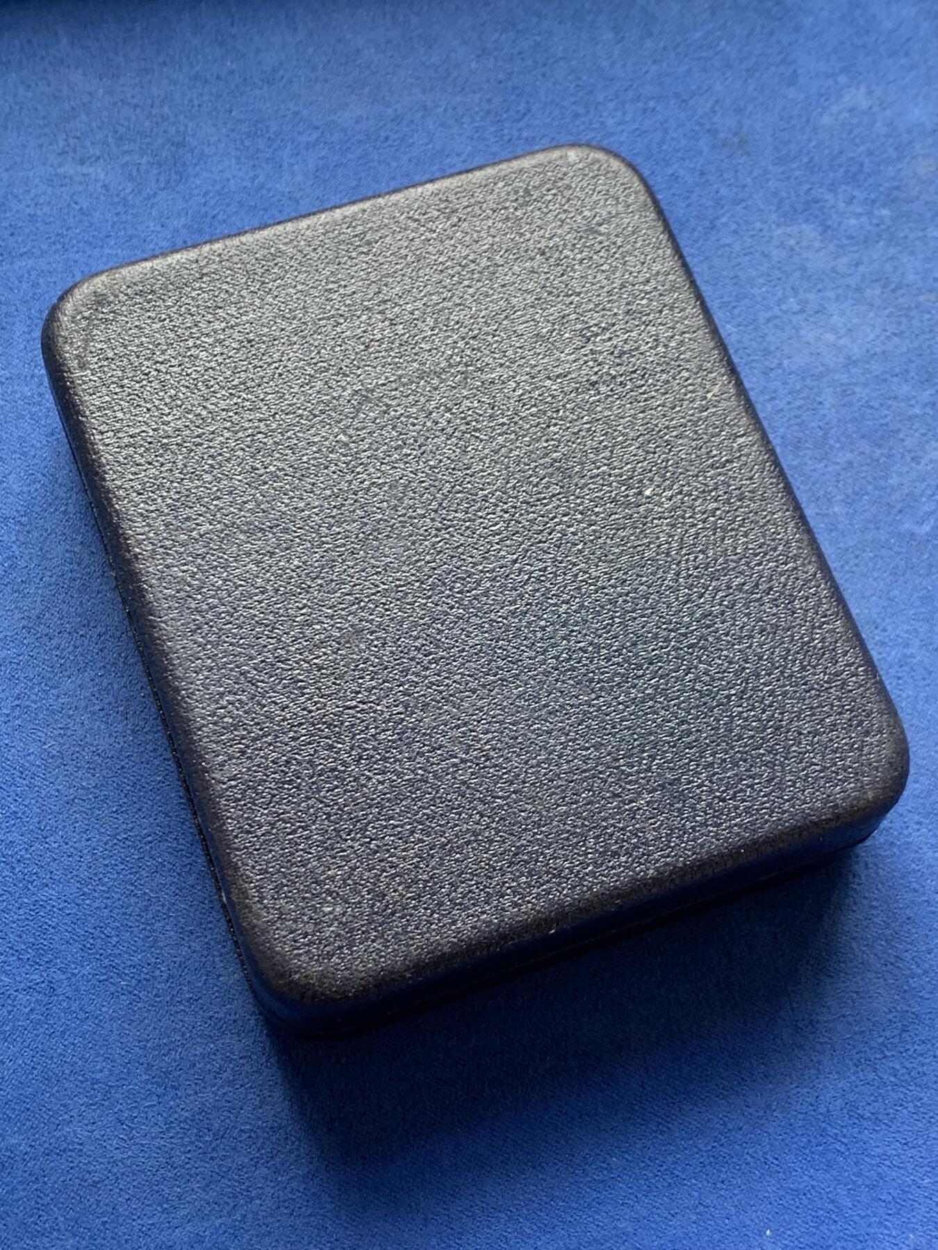 《竞宝斋》第292场- 周日，周一  2场连拍 （全场包邮） 1976年荷属安的列斯 纪念美国独立200周年富兰克林 大精制银币 原盒装