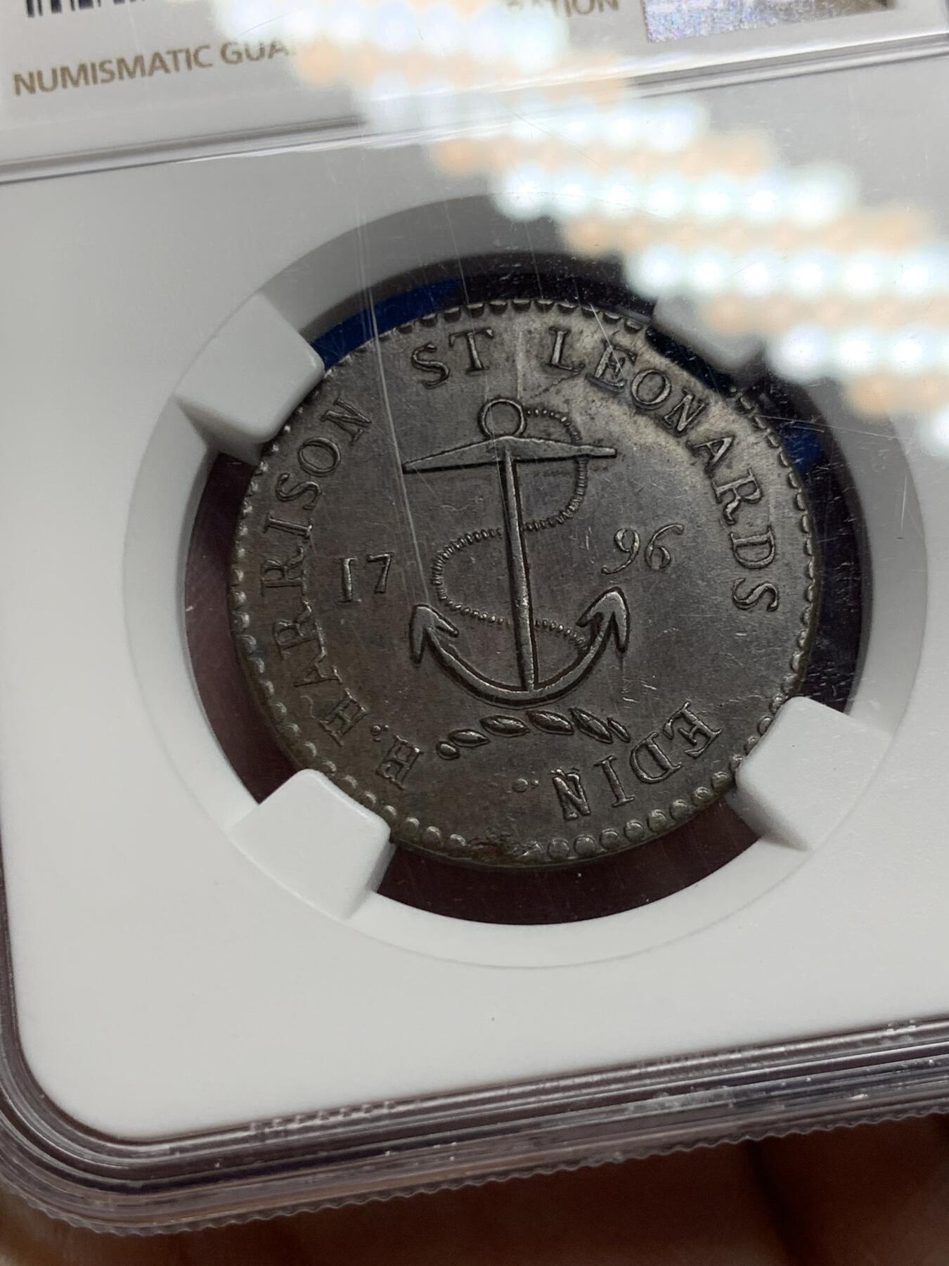 《竞宝斋》第292场- 周日，周一  2场连拍 （全场包邮） NGC AU55BN 1796年苏格兰 D&H海运公司 1/2便士铜代币 正面锚币设计十分经典