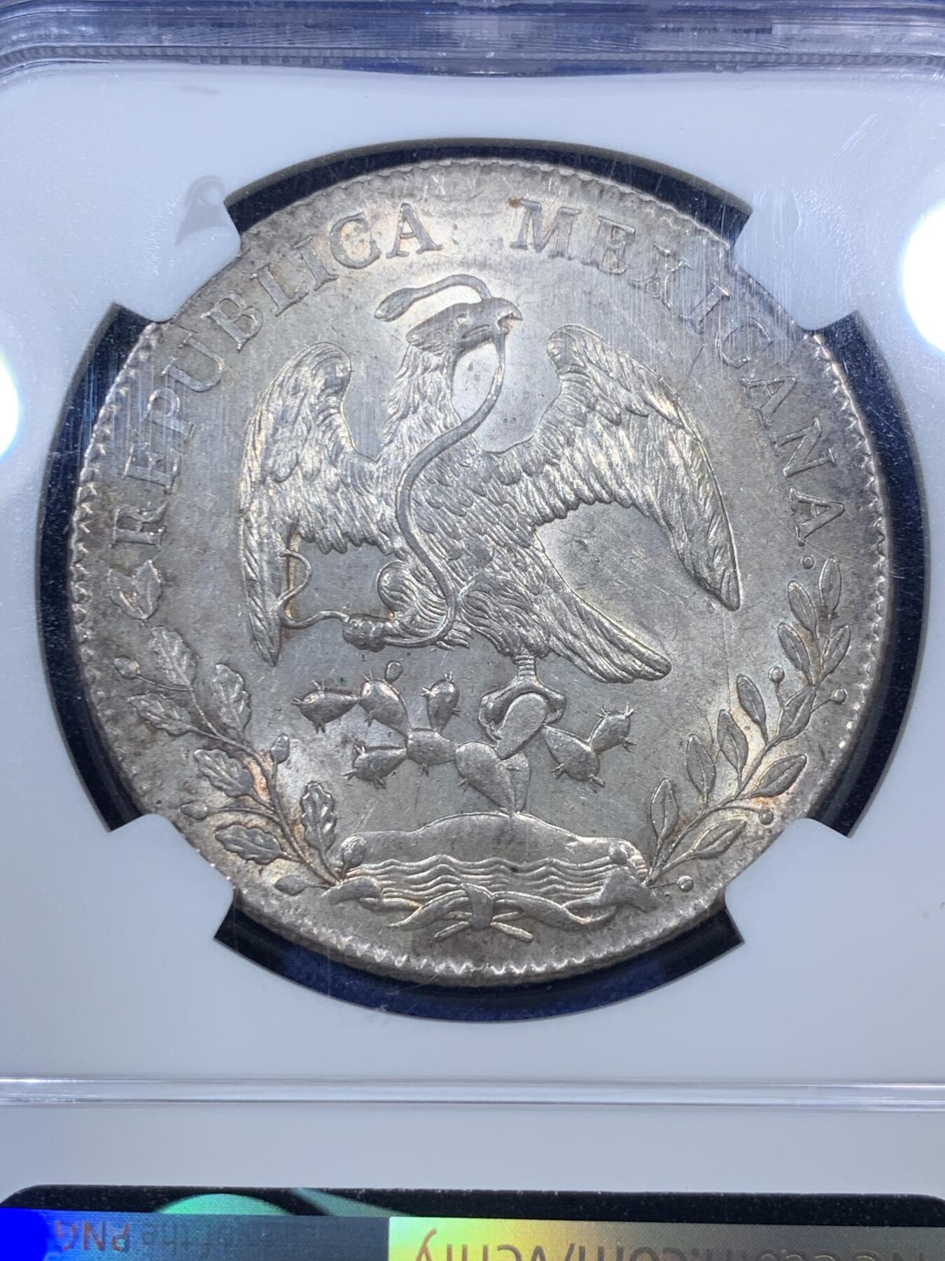 《竞宝斋》第292场- 周日，周一  2场连拍 （全场包邮） NGC MS63 墨西哥1896年ZS版花边鹰洋8瑞尔银币 盒子下沿有损