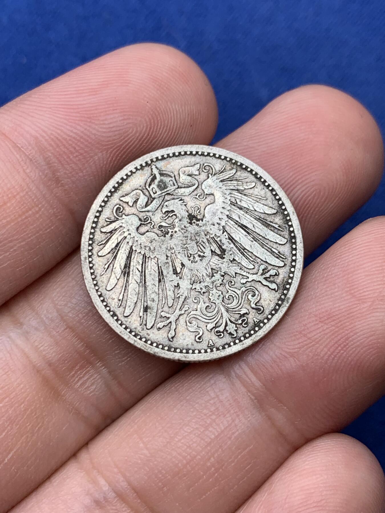 《竞宝斋》第292场- 周日，周一  2场连拍 （全场包邮） 德国1892+1875 帝国马克长翅短翅一对 ，早期长翅也难得