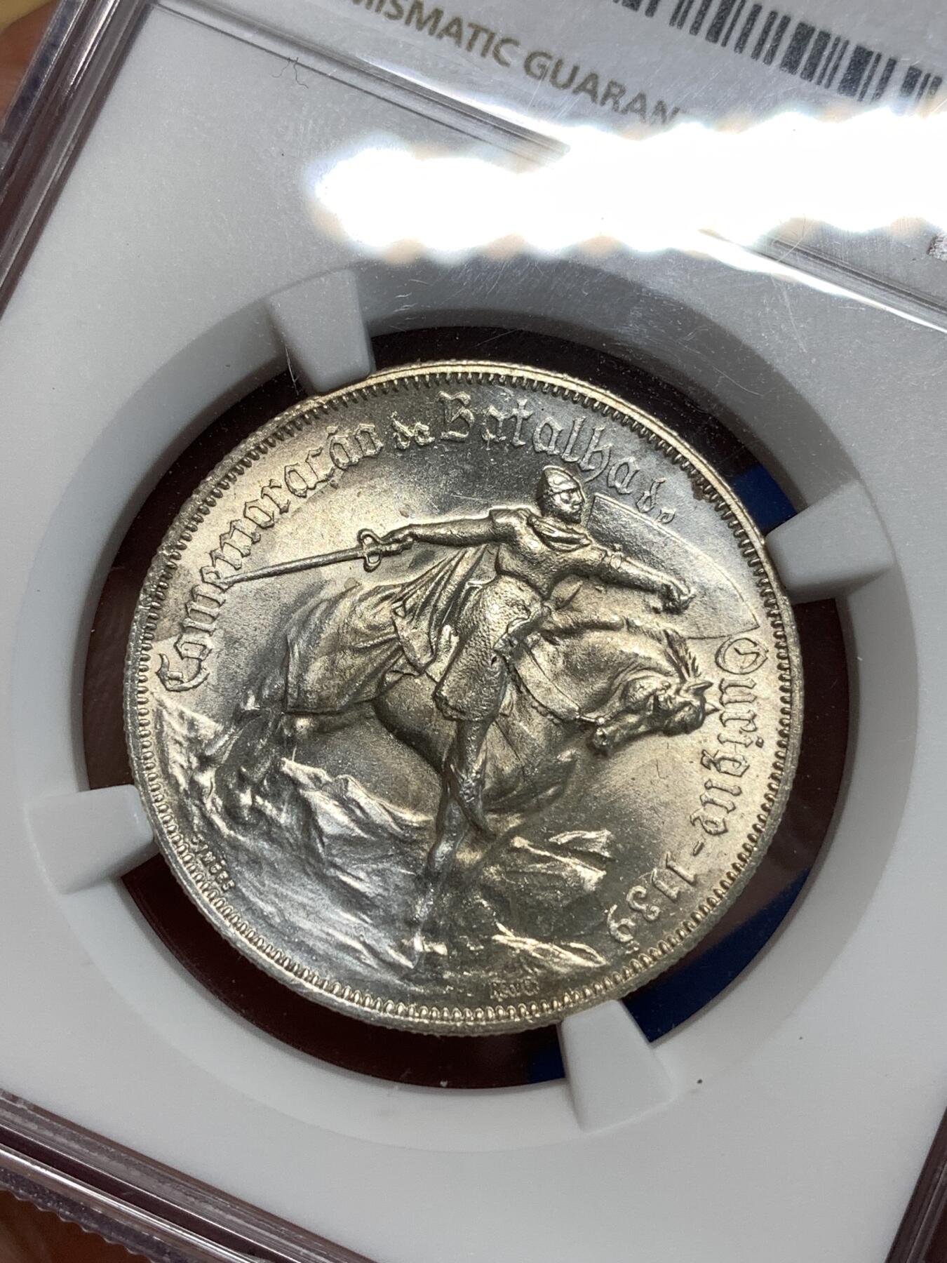 《竞宝斋》第292场- 周日，周一  2场连拍 （全场包邮） NGC UNC 葡萄牙1928年奥里基战役10埃斯库多银币 转光流畅 背部少许浅擦痕迹