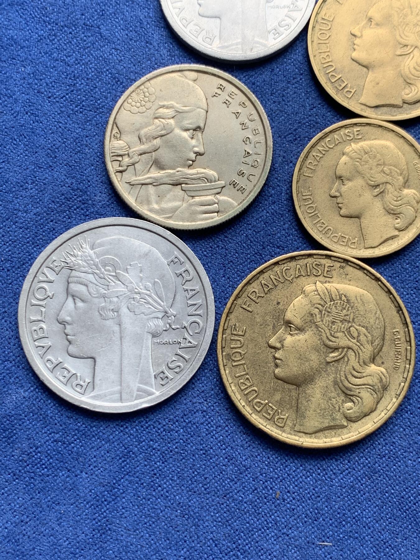 《竞宝斋》第292场- 周日，周一  2场连拍 （全场包邮） 法国 6枚装 早期硬币